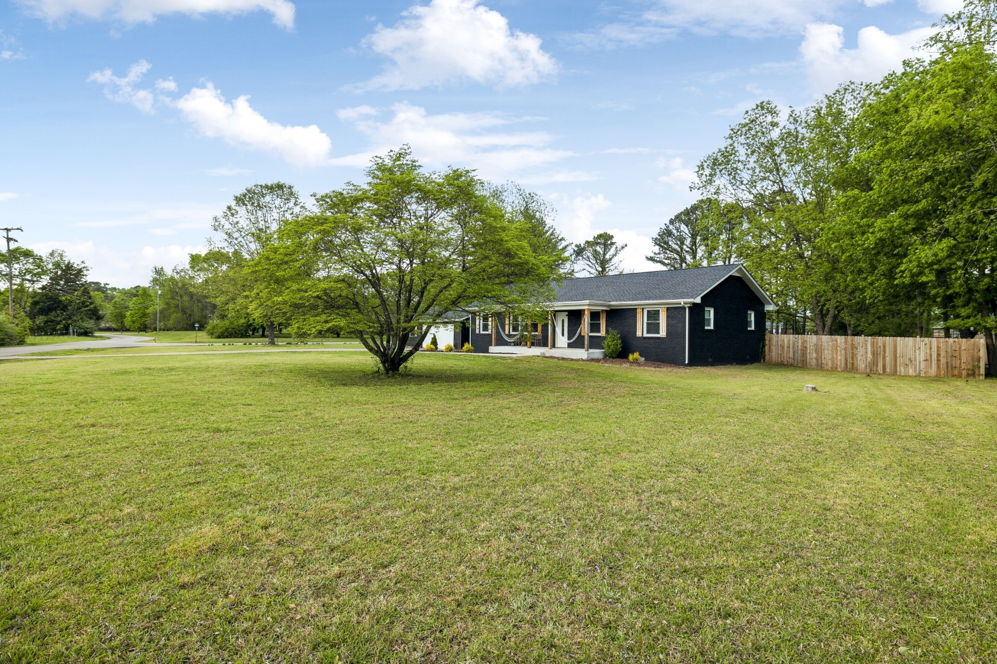 176 Morningside Dr Property Photo 1