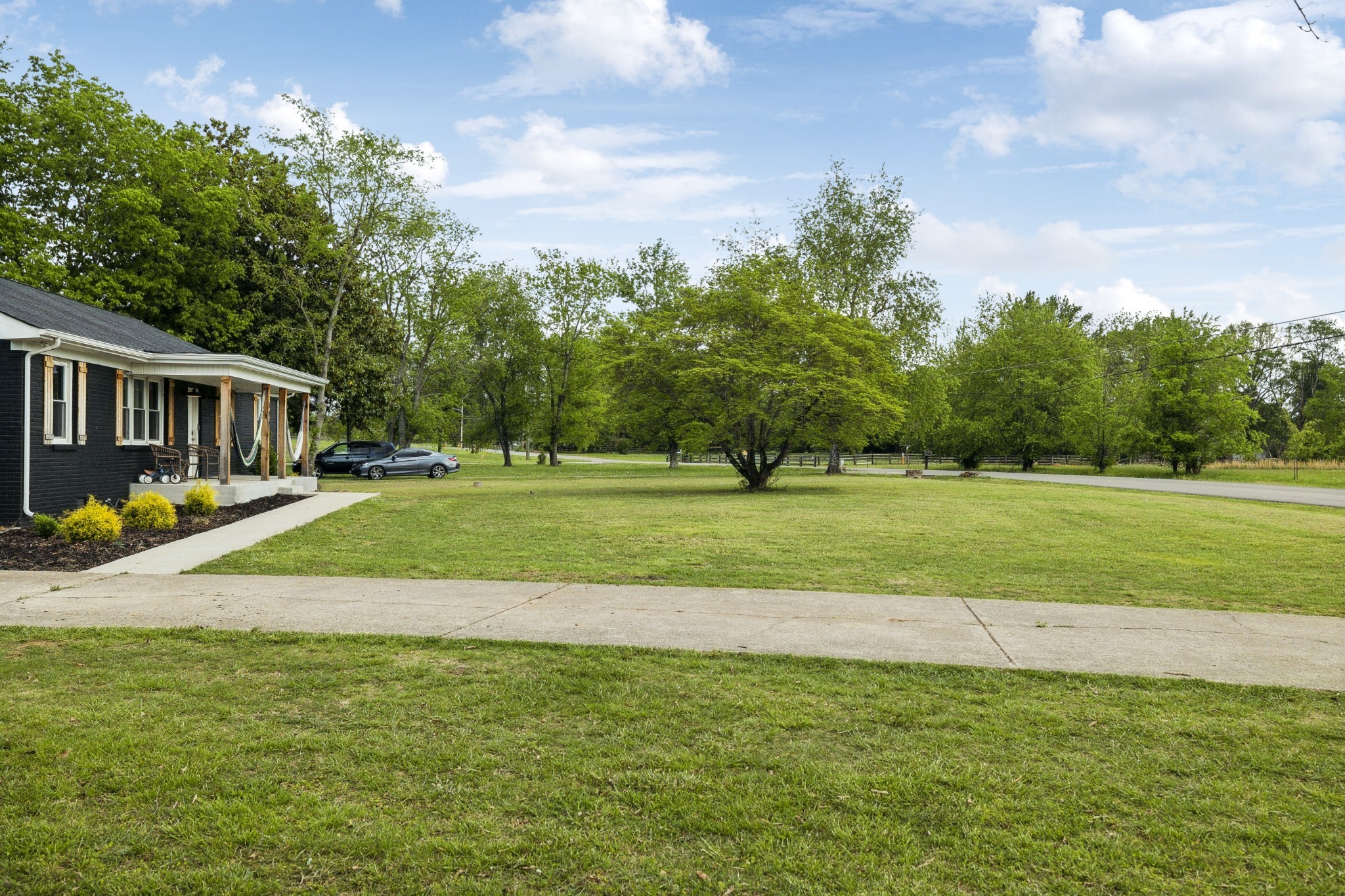 176 Morningside Dr Property Photo 4