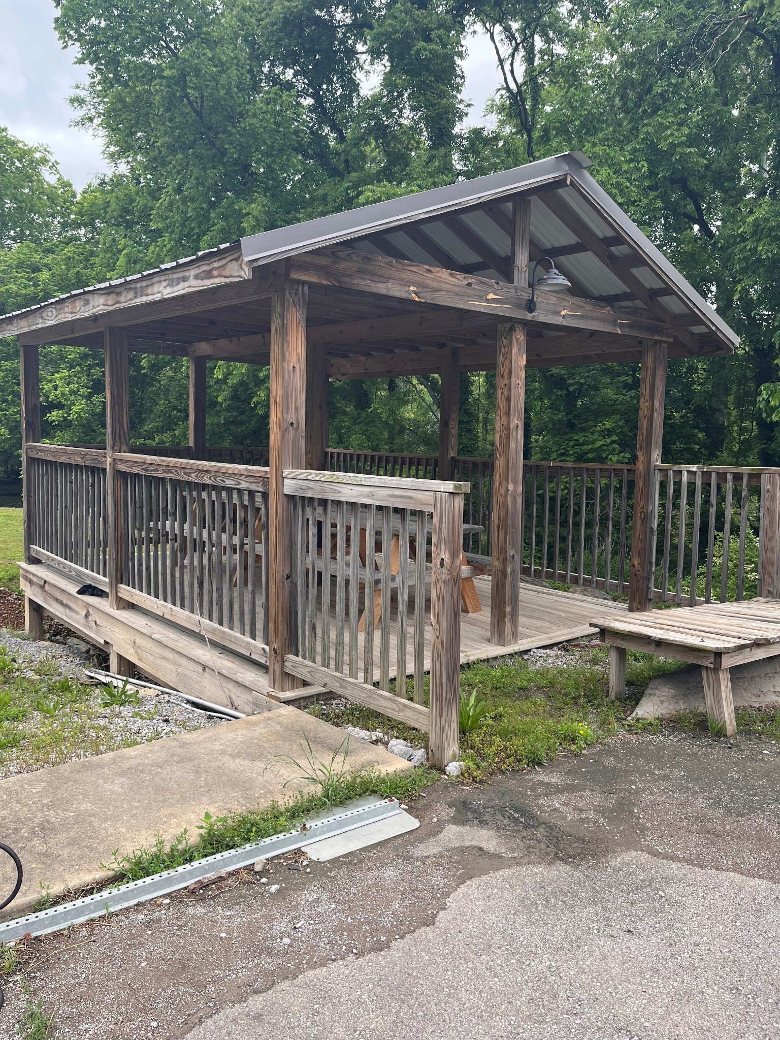 2465 Verona Caney Road Property Photo 8