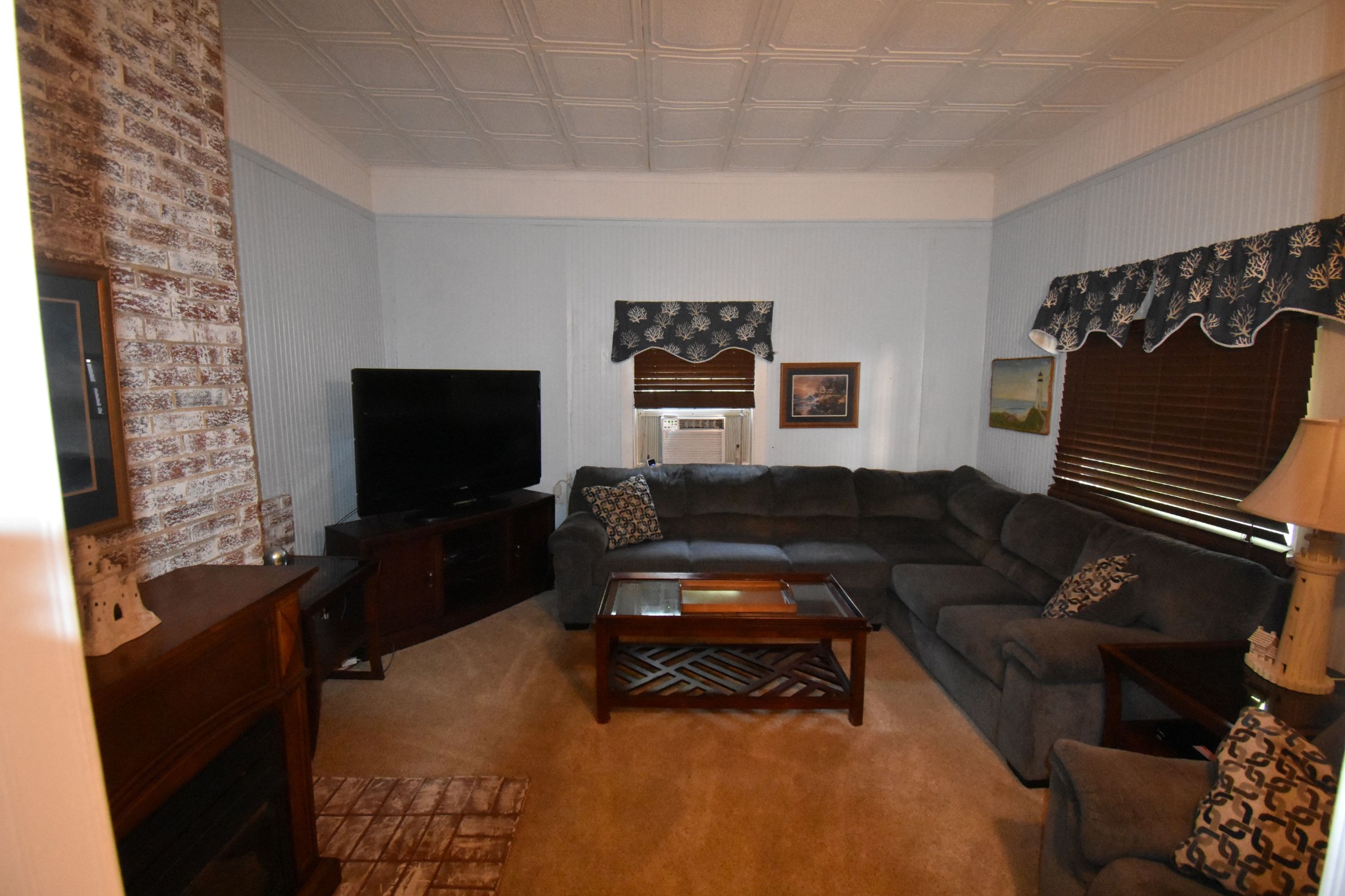 131 Scott Rd Property Photo 2