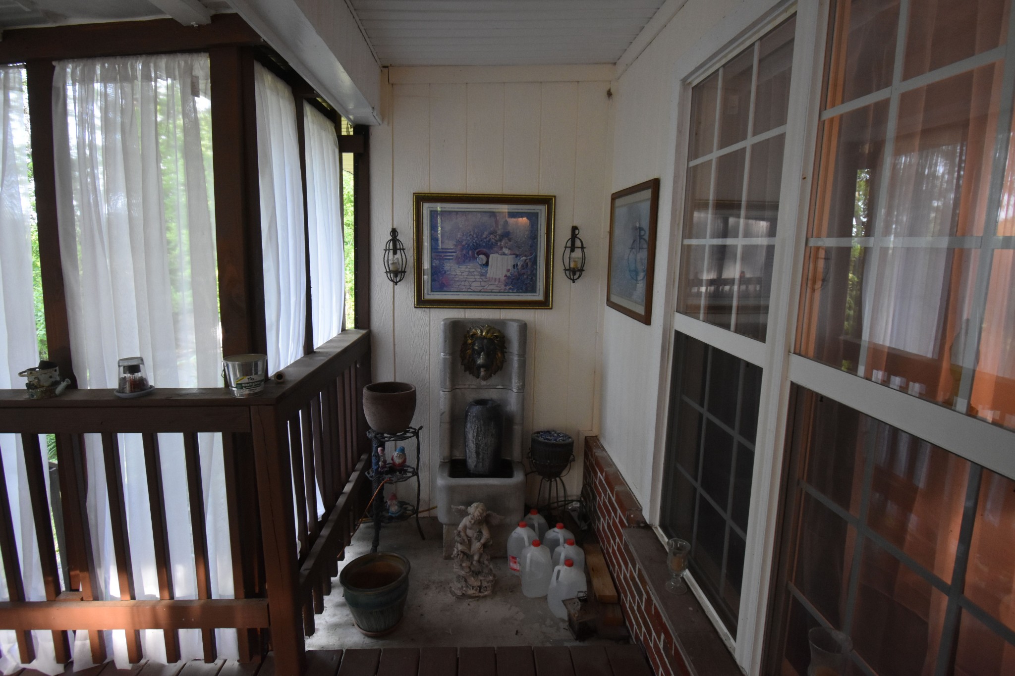 131 Scott Rd Property Photo 6