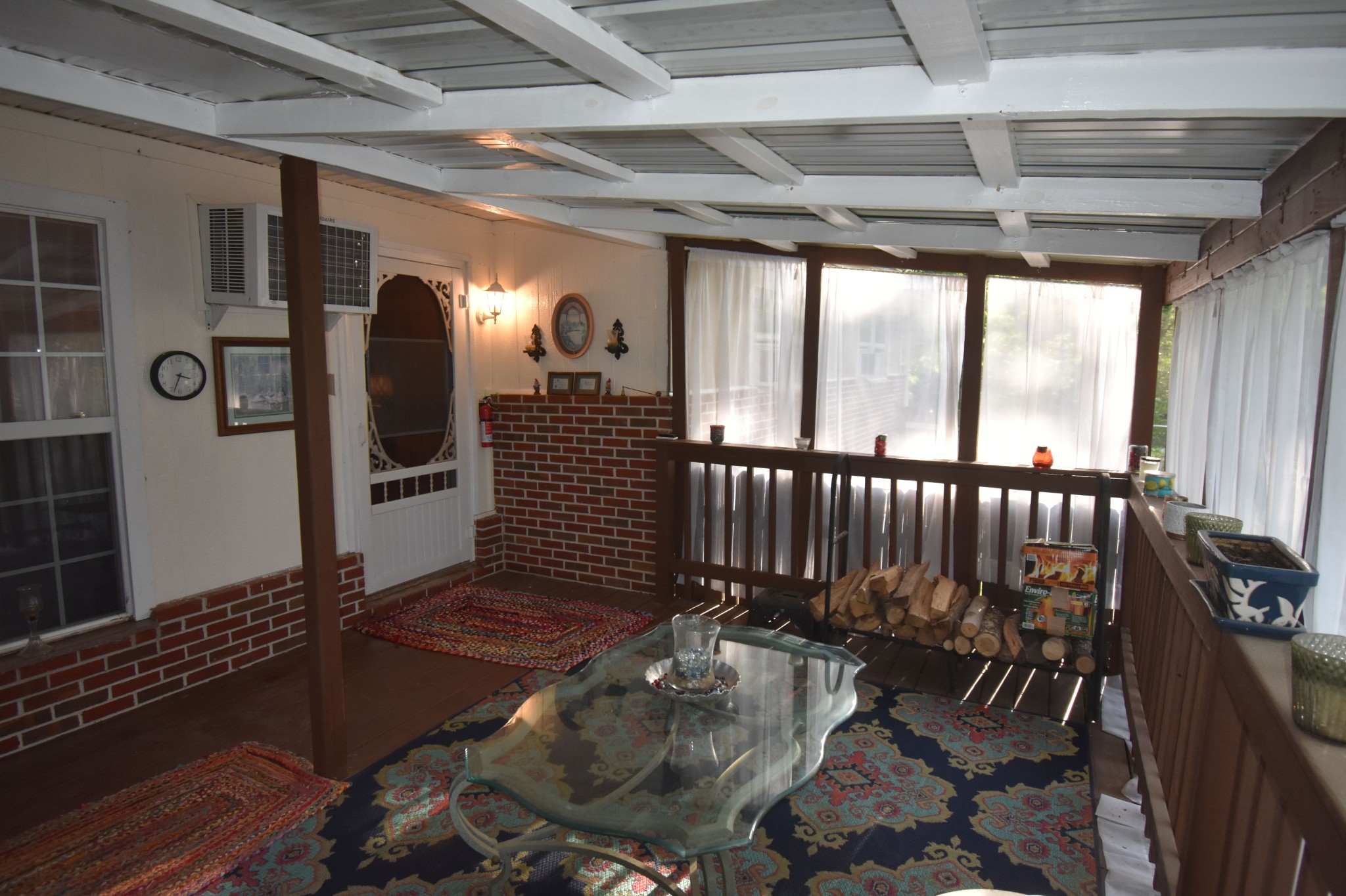 131 Scott Rd Property Photo 7