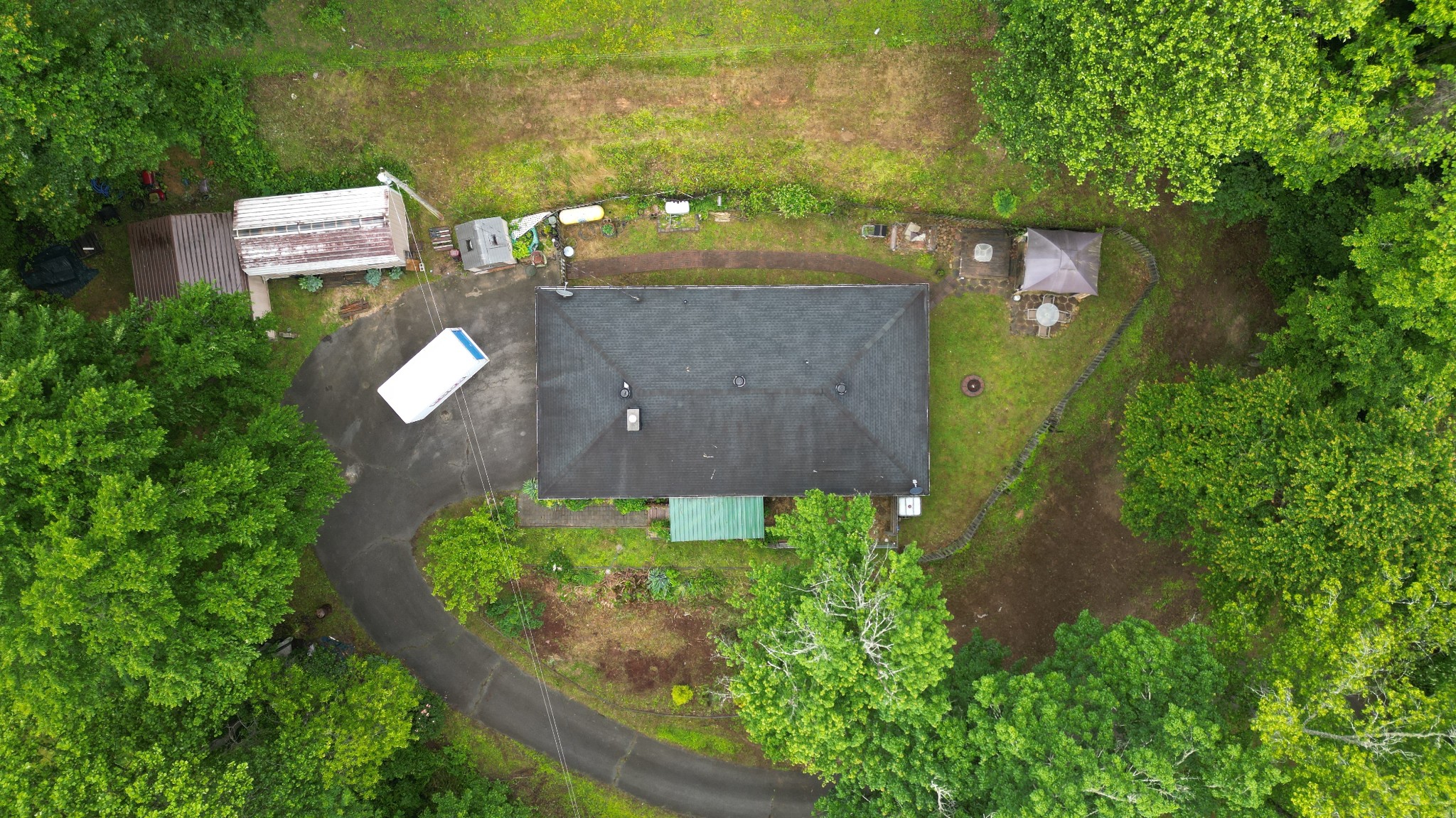 131 Scott Rd Property Photo 9