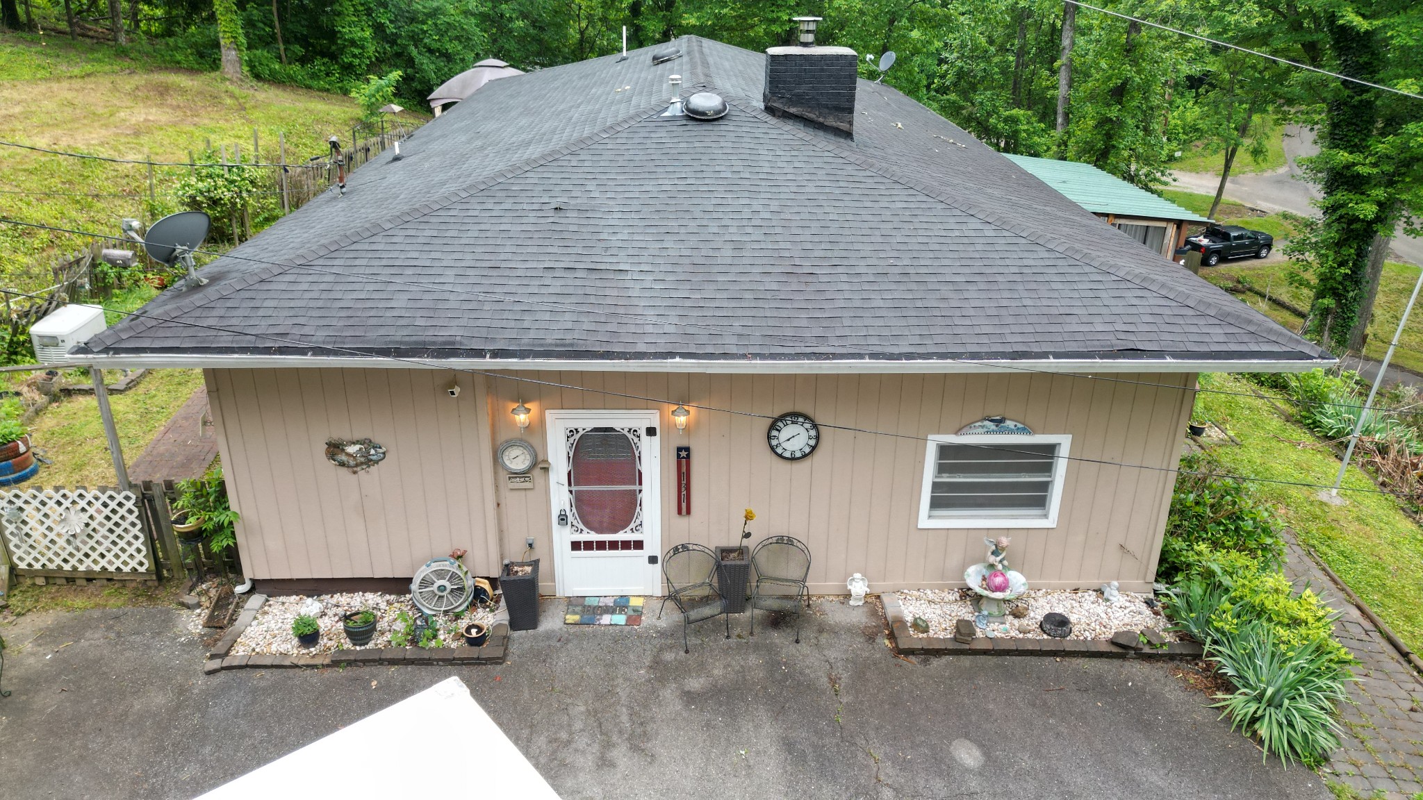 131 Scott Rd Property Photo 13