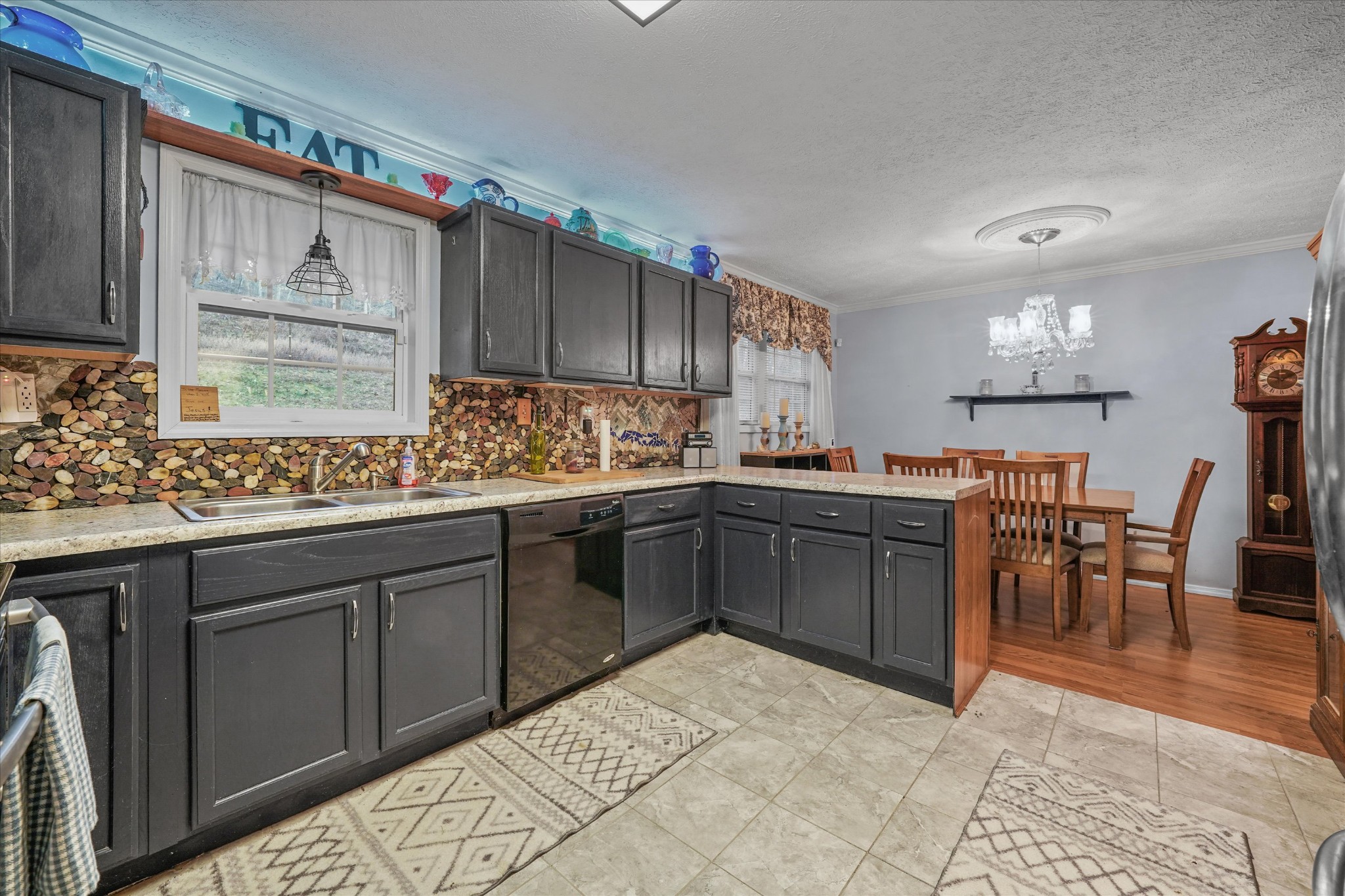 131 Scott Rd Property Photo 16