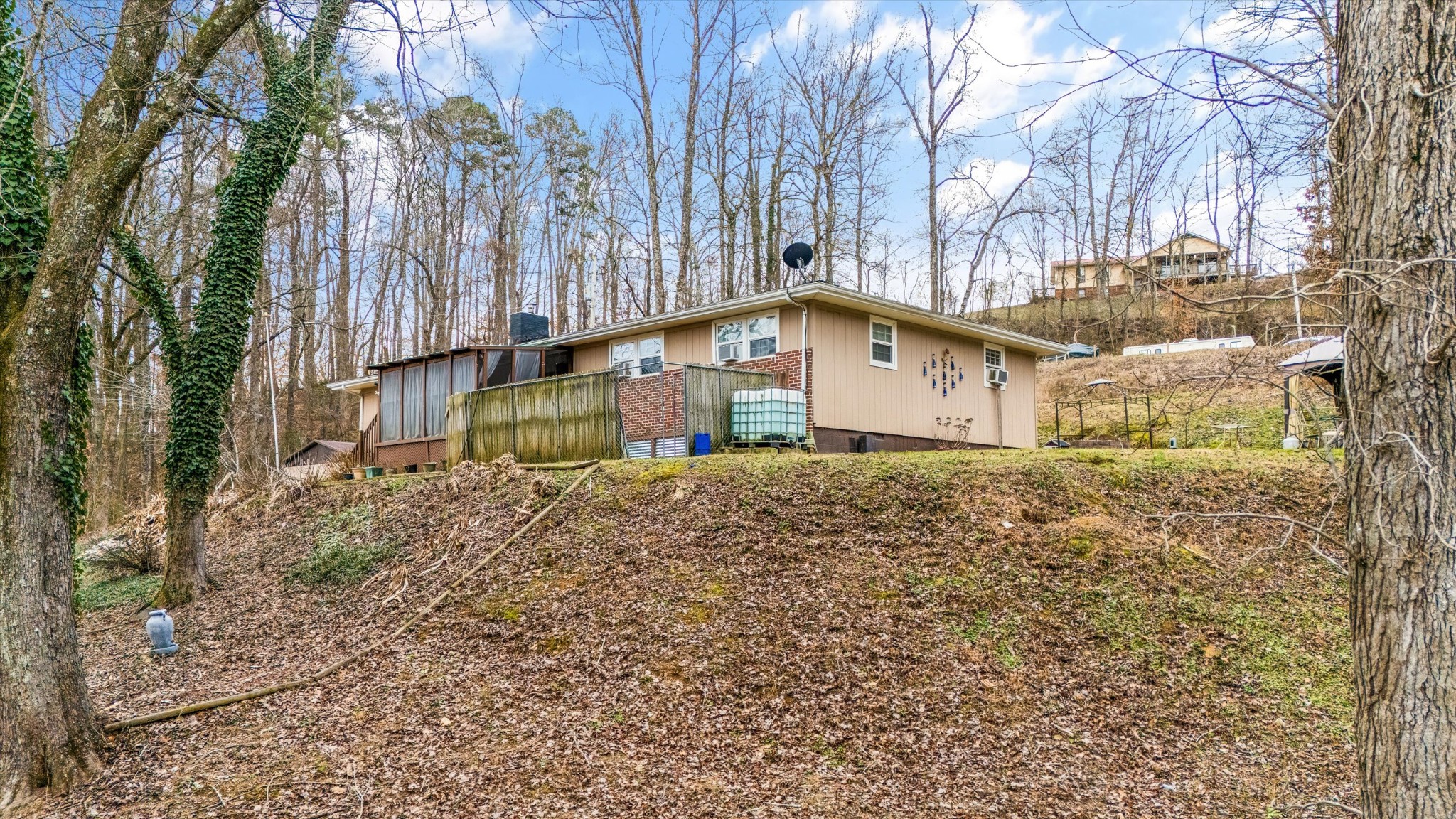 131 Scott Rd Property Photo 48