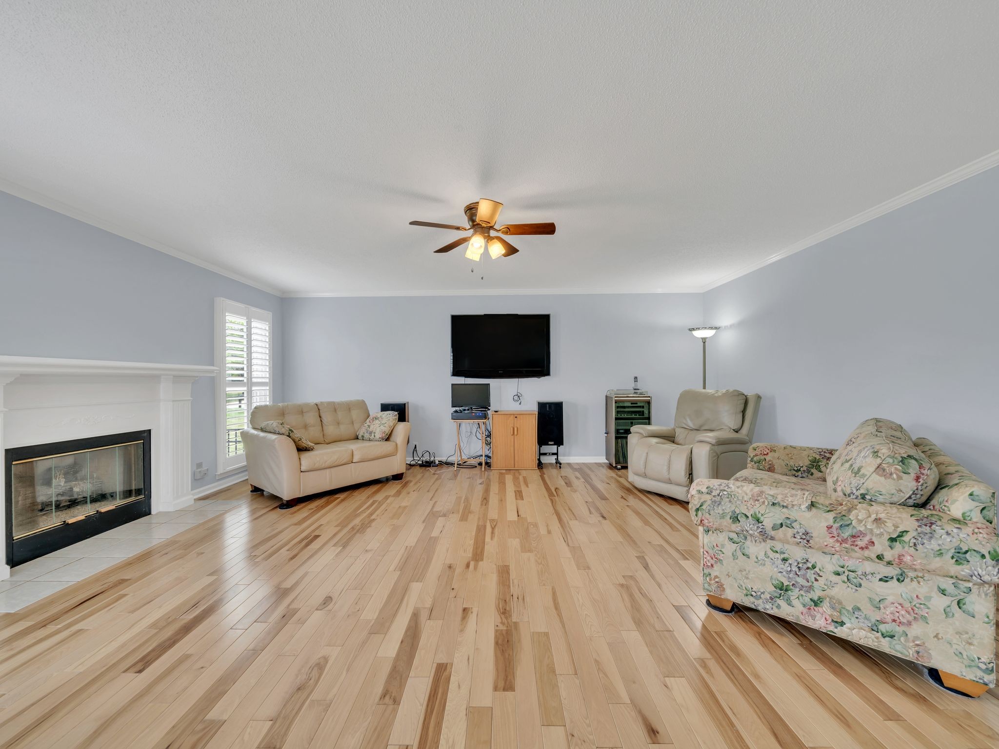 2207 Tom Dr Property Photo 8