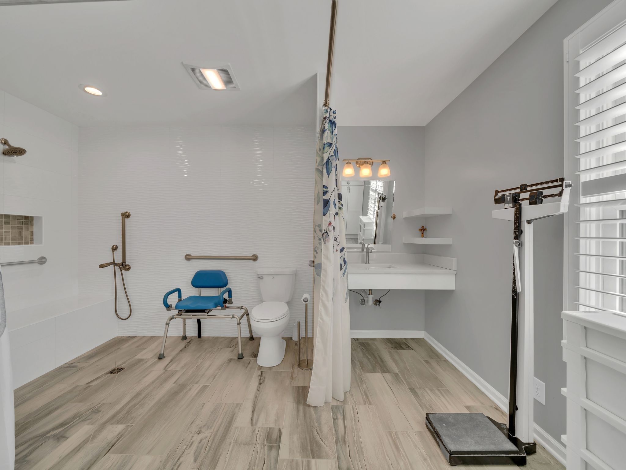 2207 Tom Dr Property Photo 41