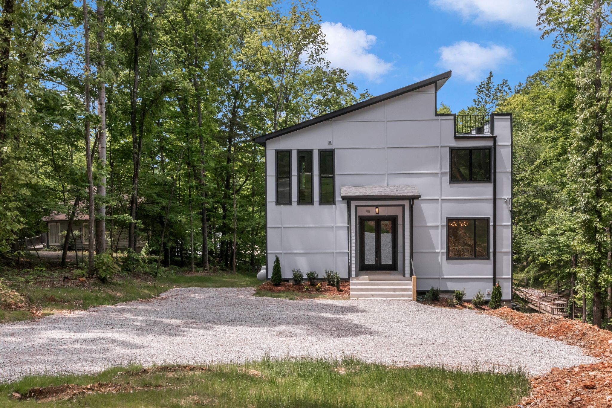 98 Whippoorwill Cove Rd Property Photo 3