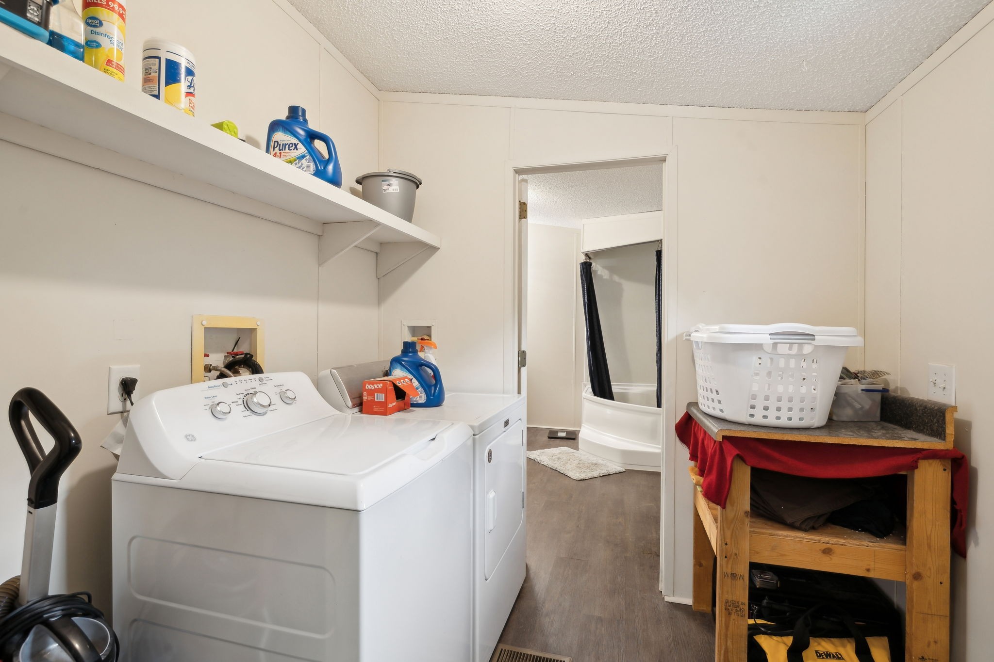 729 Gibbs Rd Property Photo 18