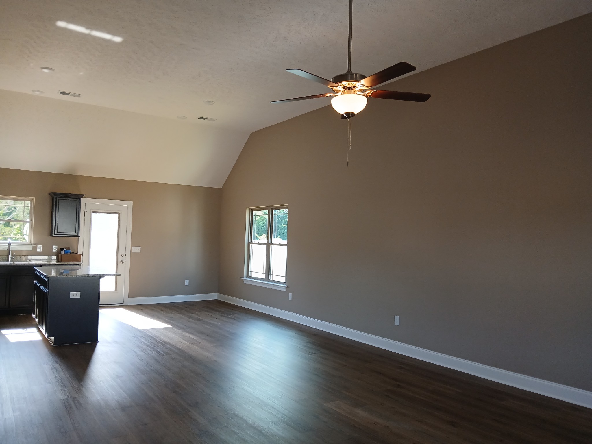 2121 Red Barn Road Property Photo 5