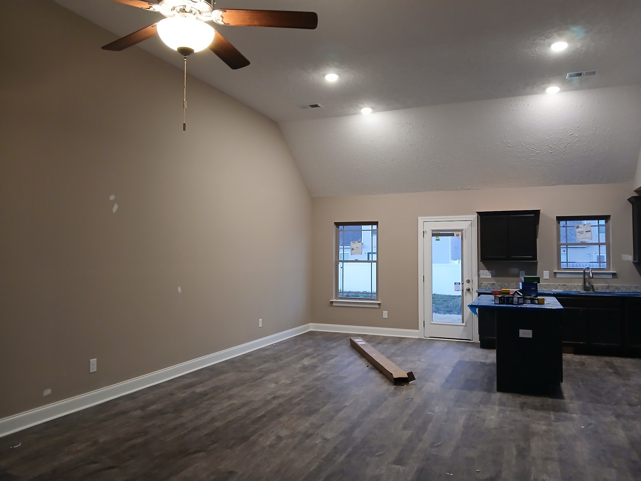 2121 Red Barn Road Property Photo 8