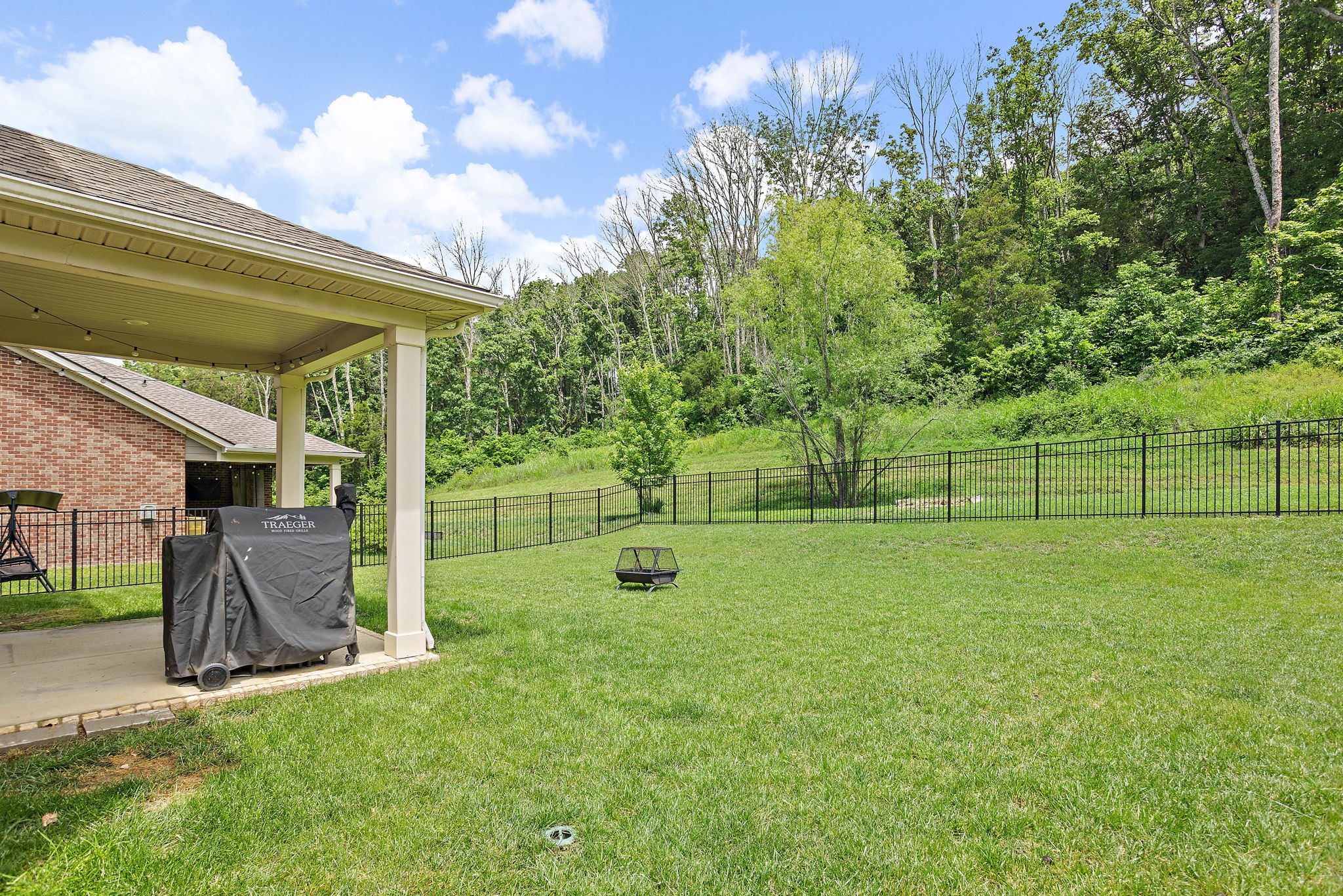 333 Blackthorn Ln Property Photo 41