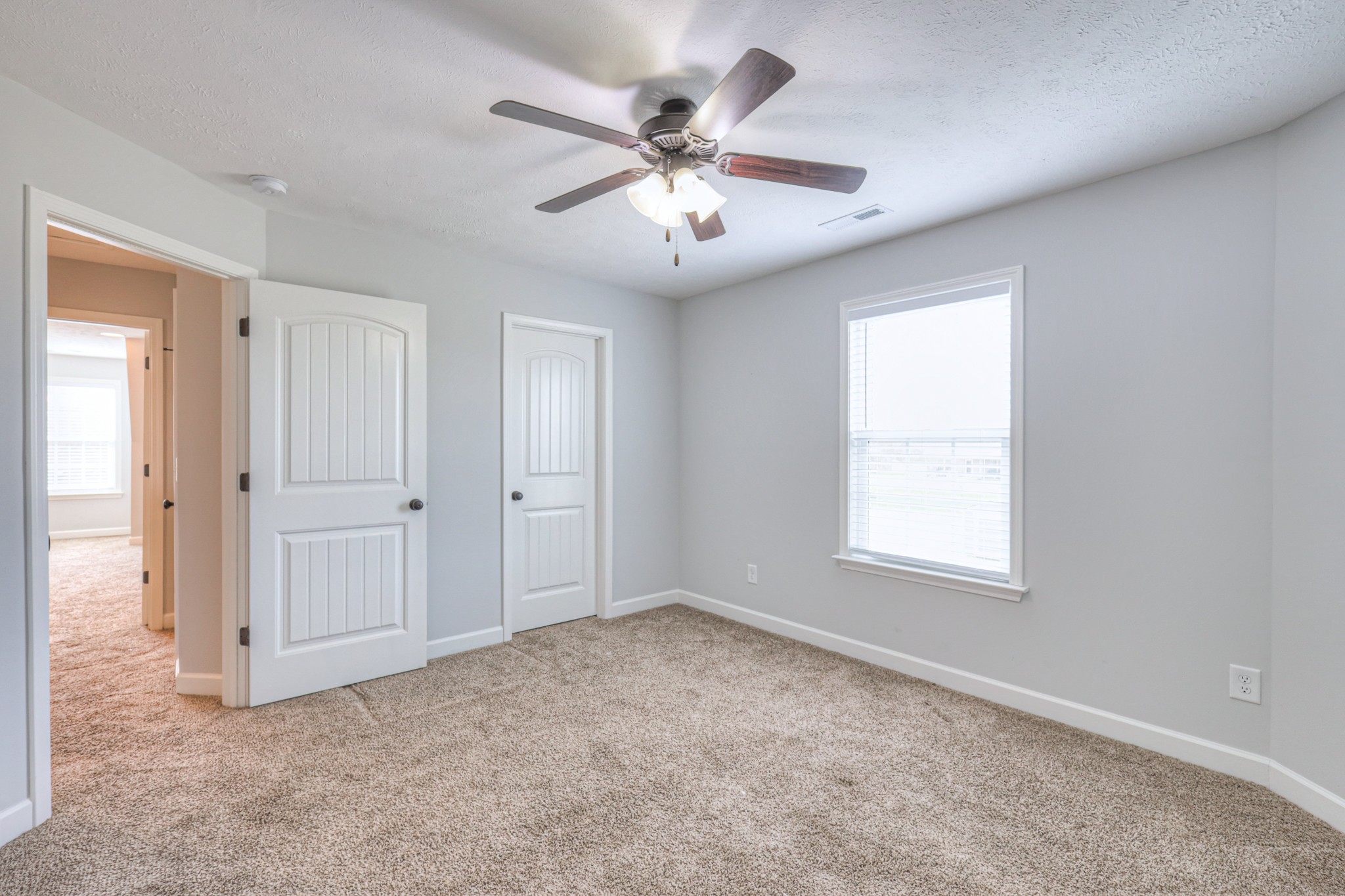 2910 Dusenburg Dr Property Photo 28
