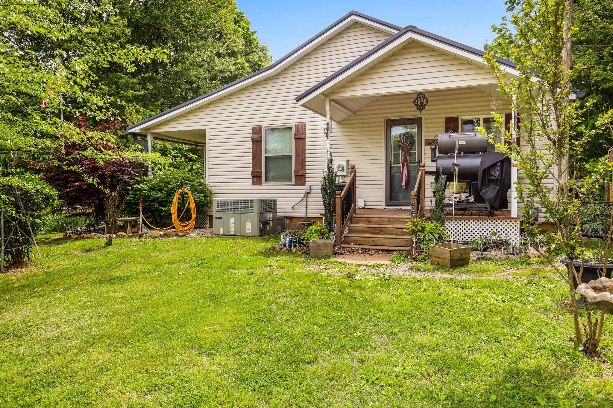 4449 Mount Zion Rd Property Photo 1