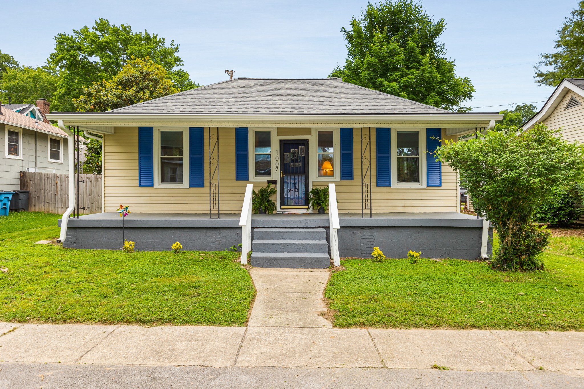 1007 Birdsall St Property Photo 1