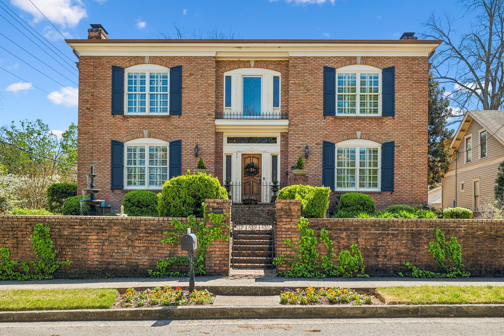 901 Fair St Property Photo