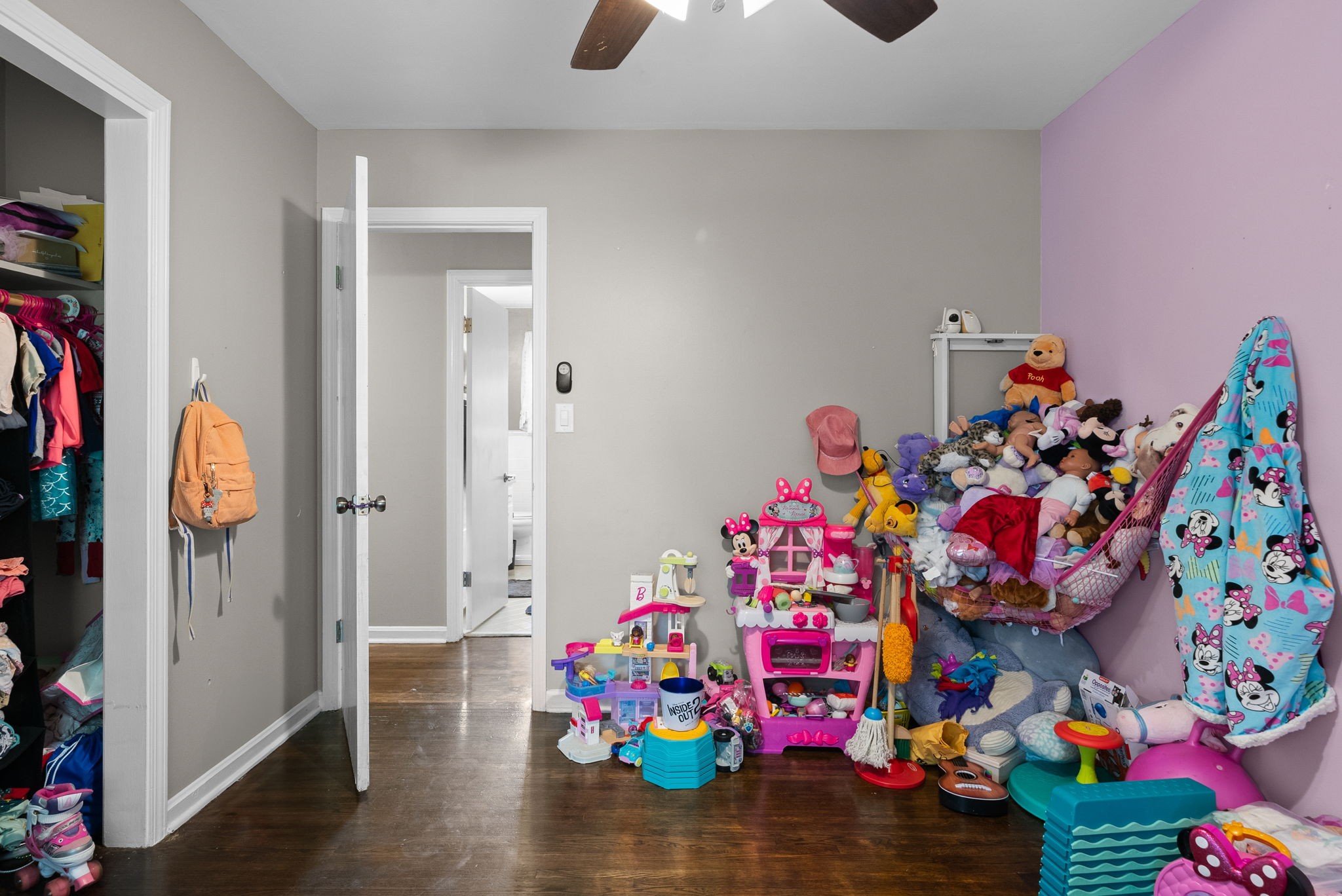 111 Rainbow St Property Photo 17