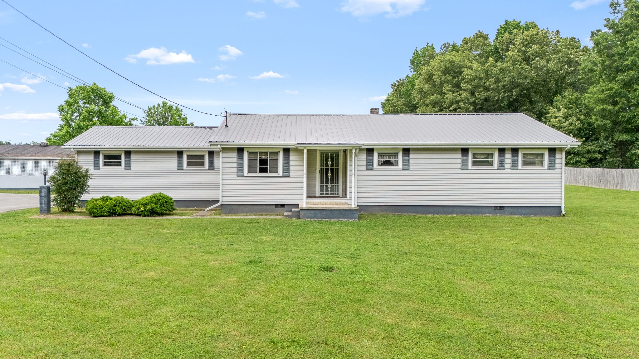 715 MARBURY ROAD Property Photo 1