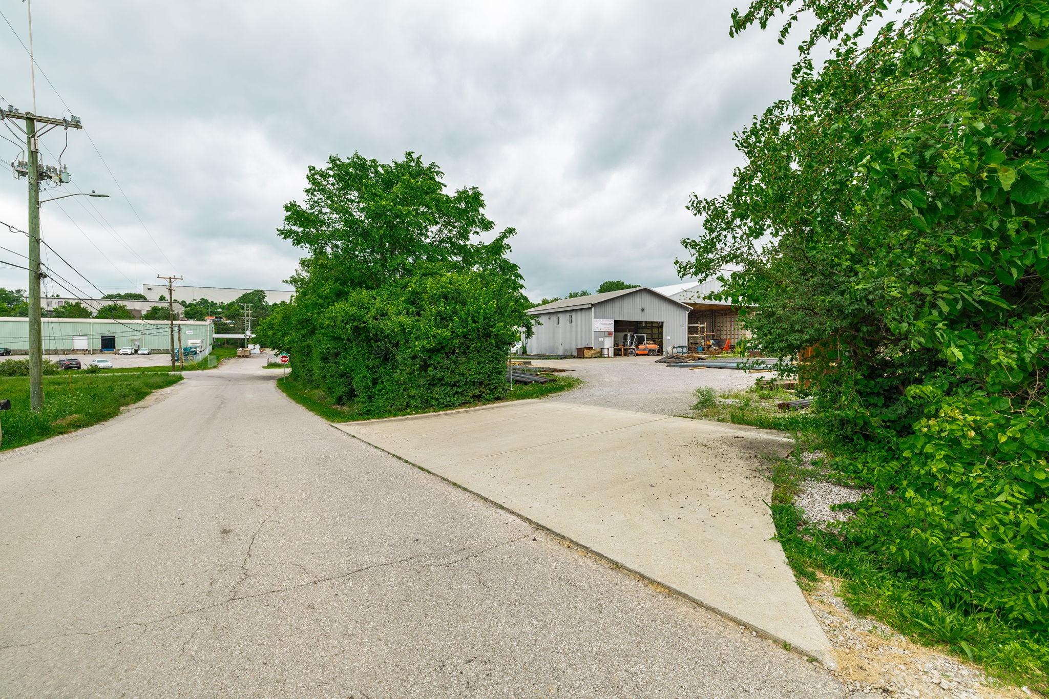 2615 Hart St Property Photo 9