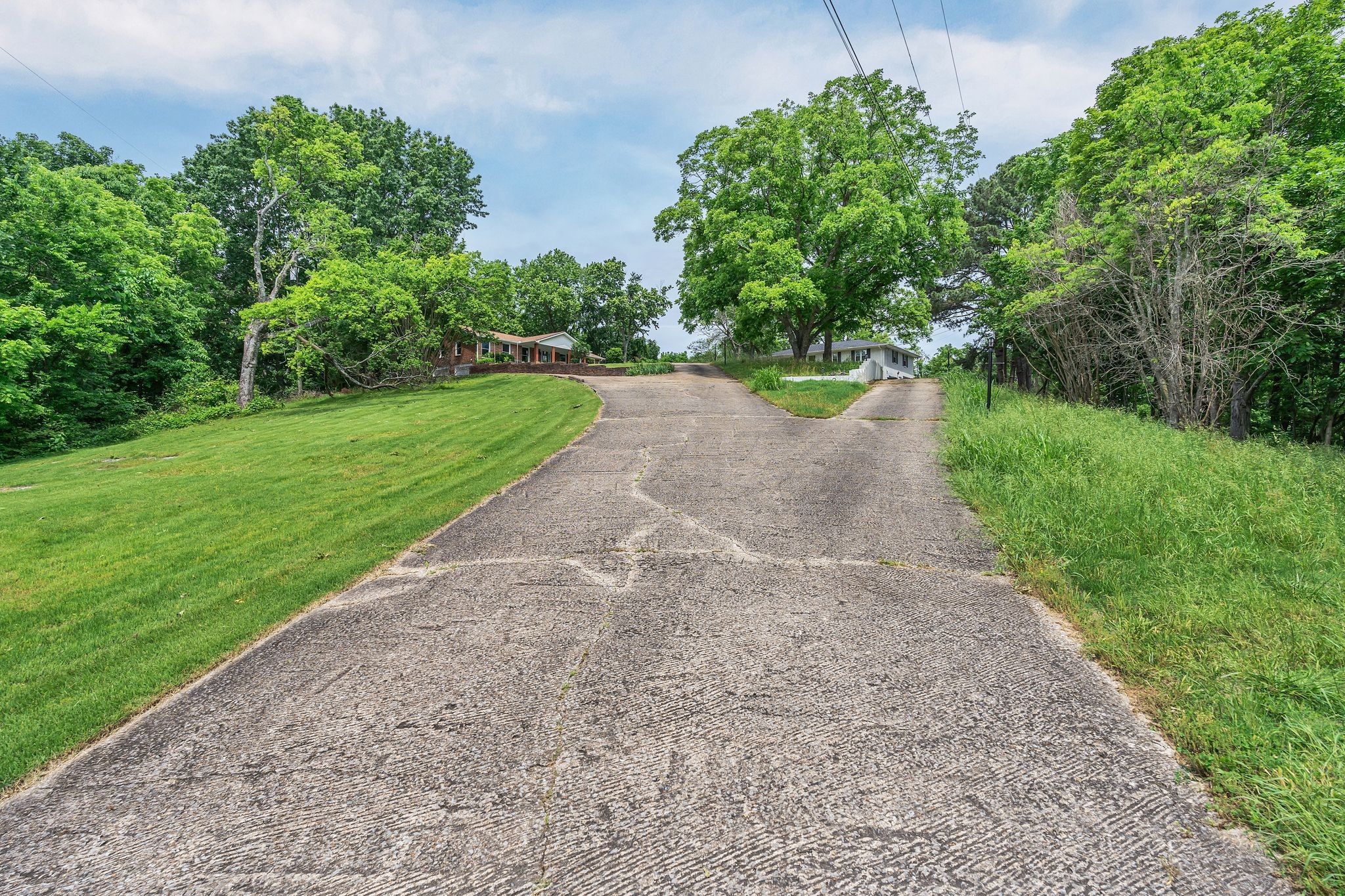 415 Isaac Dr Property Photo 5