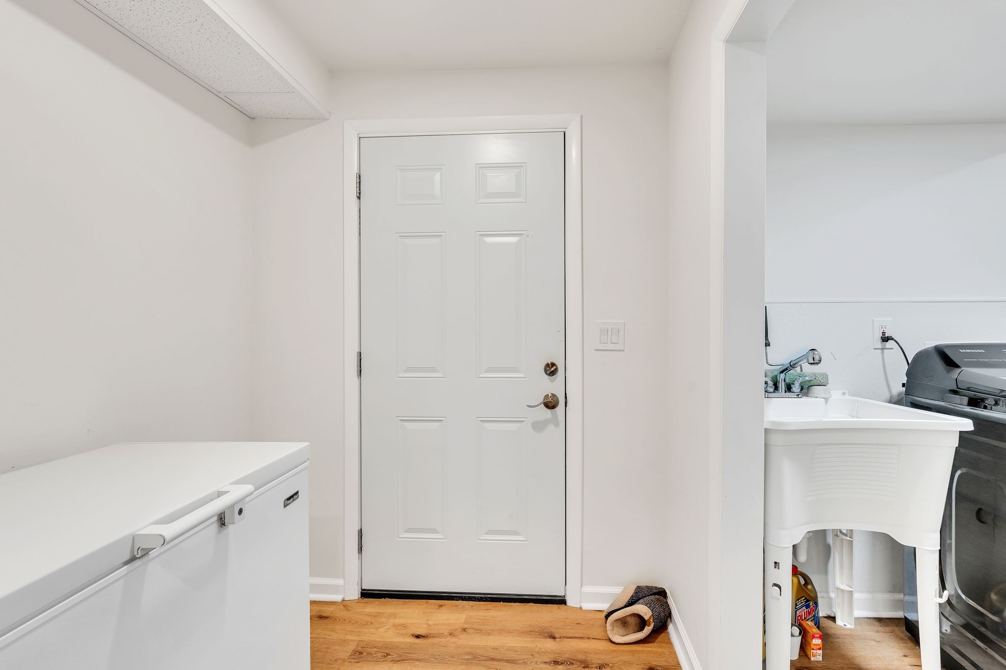 415 Isaac Dr Property Photo 41