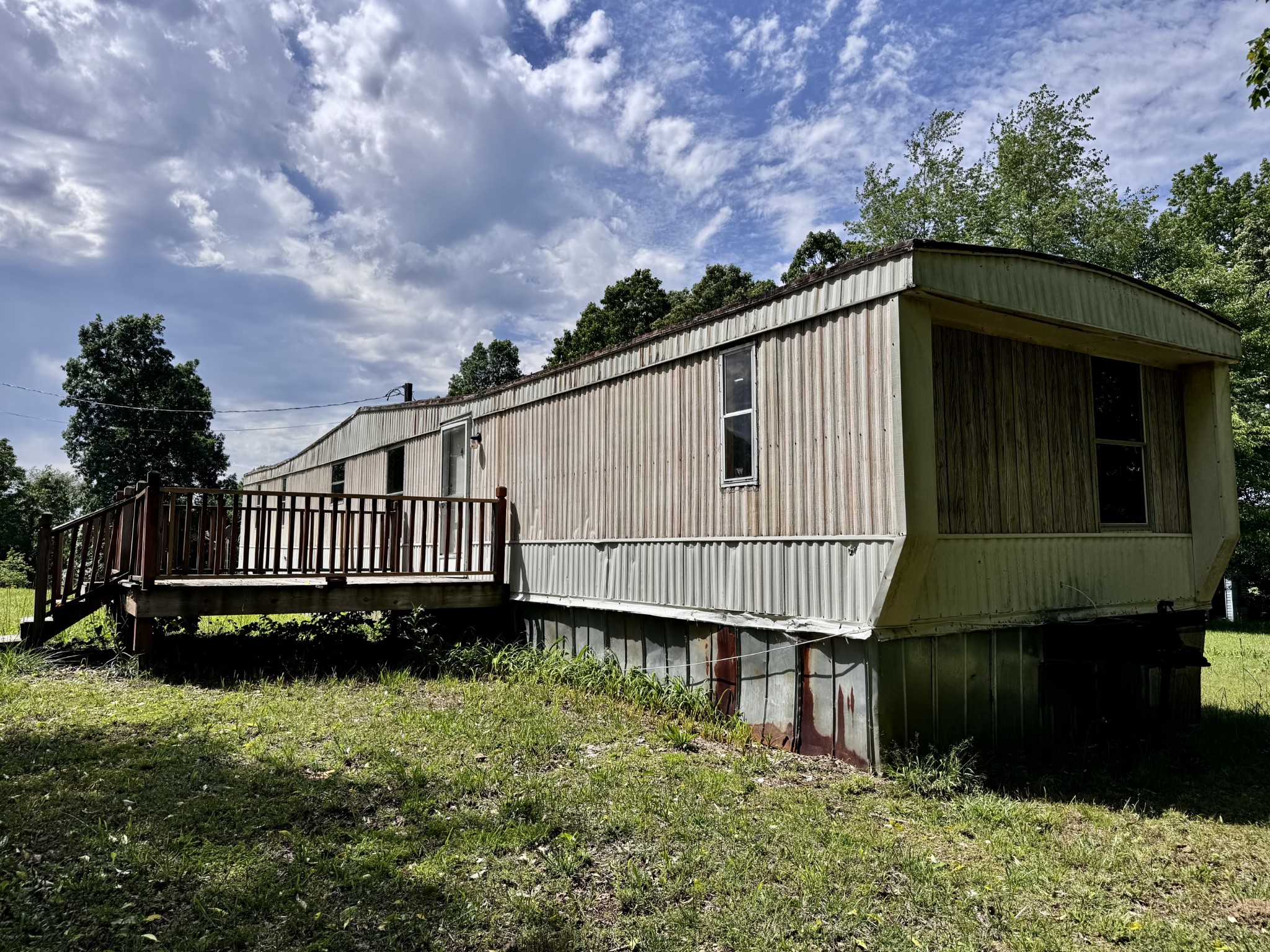 511 E Big Springs Rd Property Photo 8