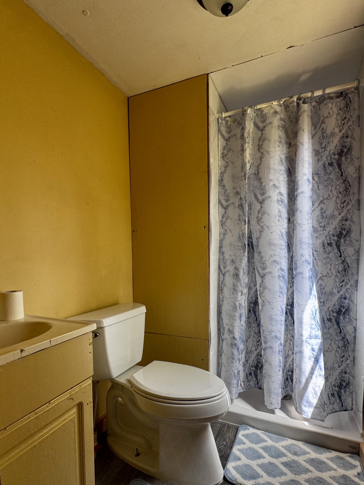 511 E Big Springs Rd Property Photo 13