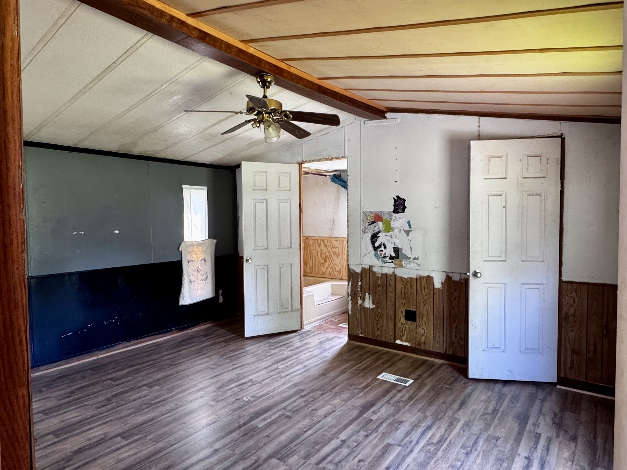 511 E Big Springs Rd Property Photo 26