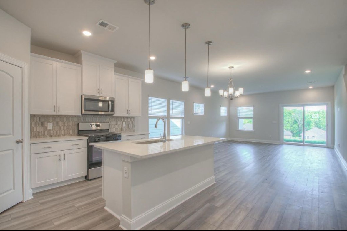 1275 Dutch Peak Property Photo 4