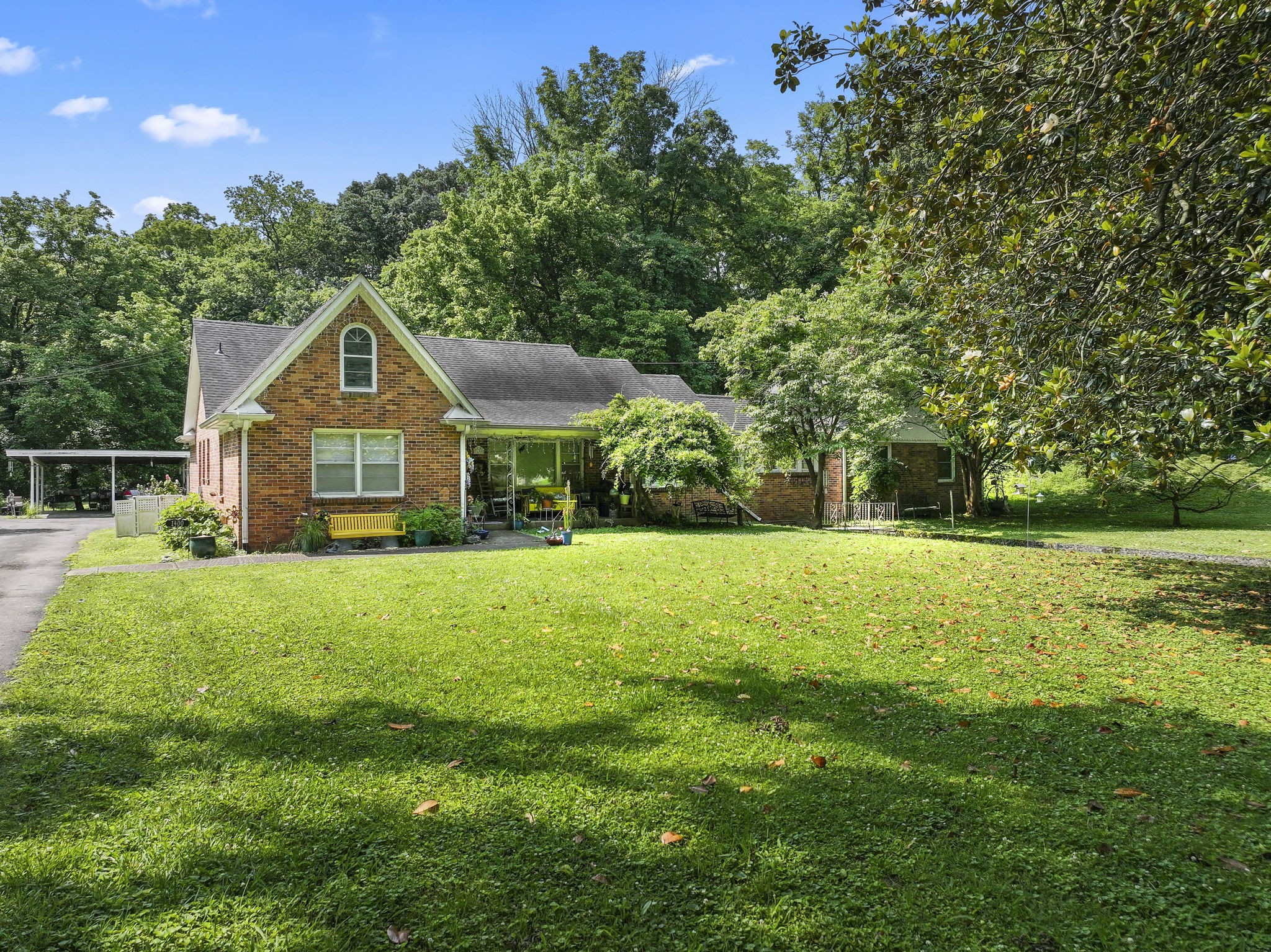 1400 Sunnymeade Dr Property Photo 5