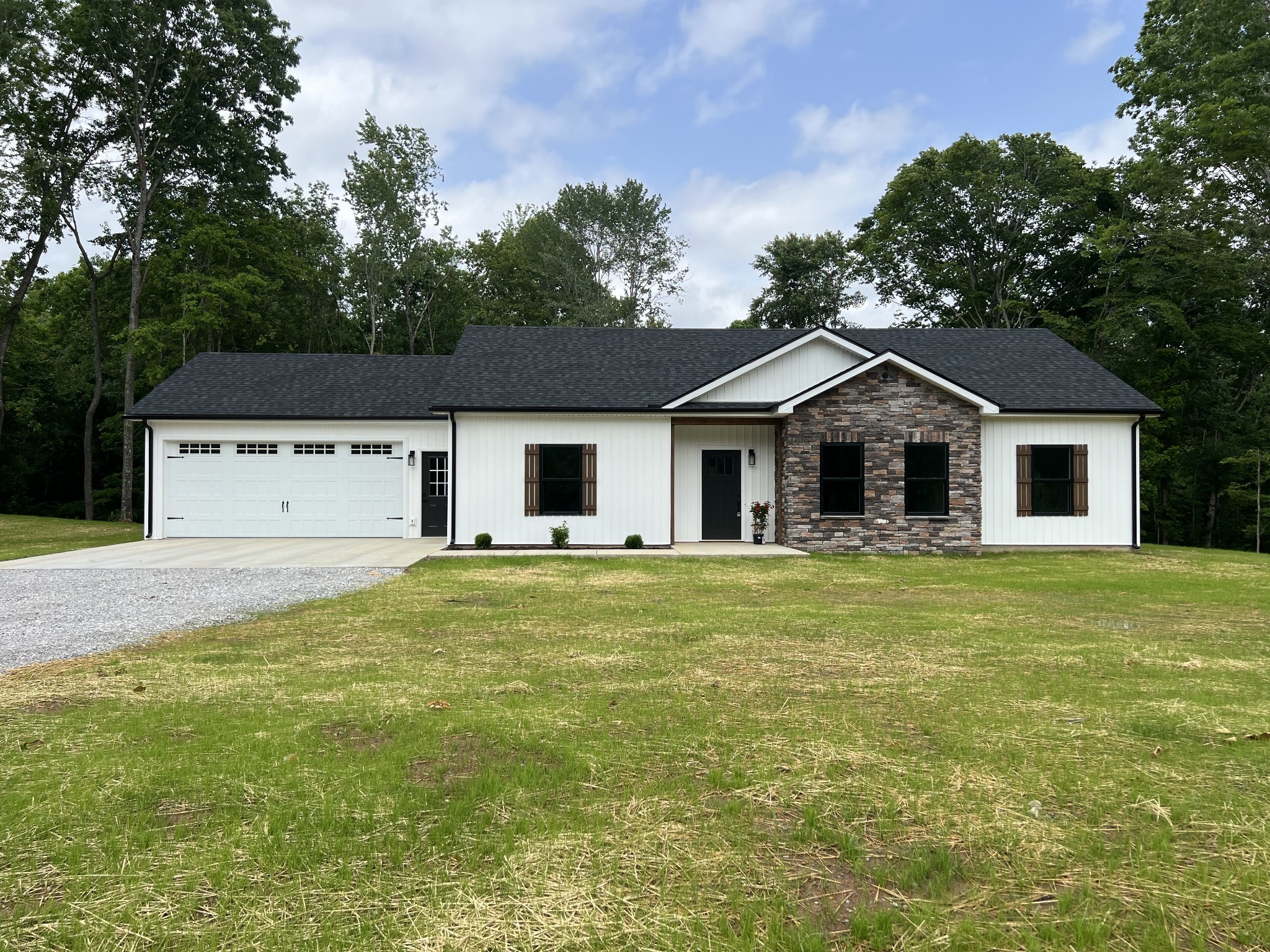 1143 Hilltop Rd Property Photo 1