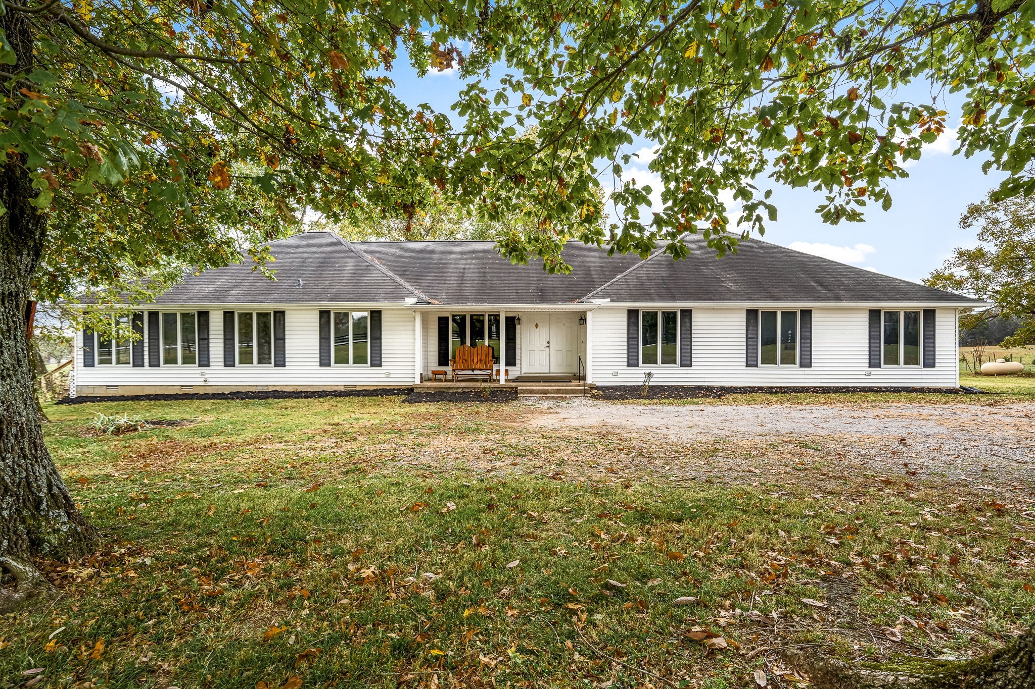 4785 Hwy 41a N Property Photo 1