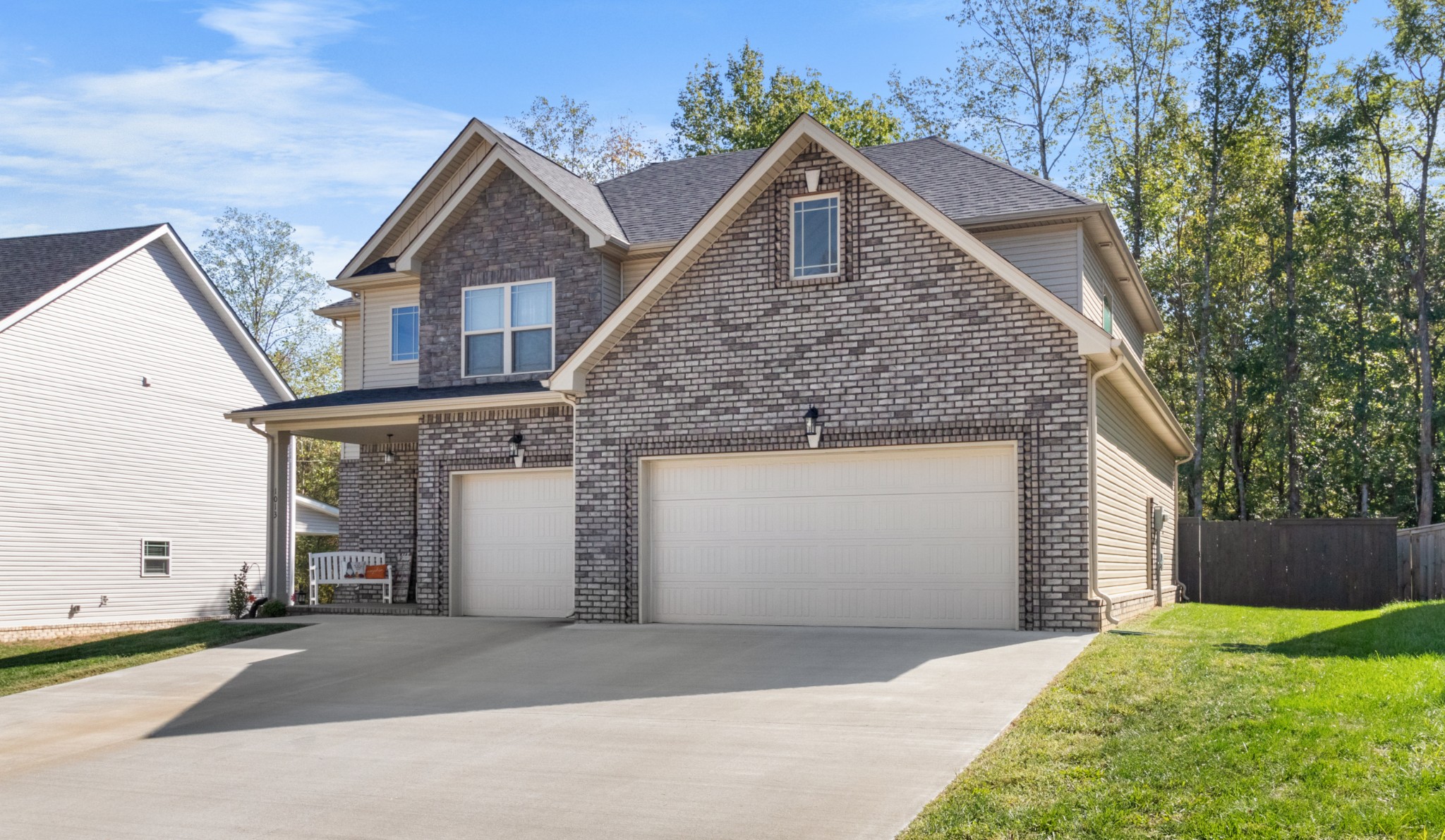 1013 Brightwood Ct Property Photo 1