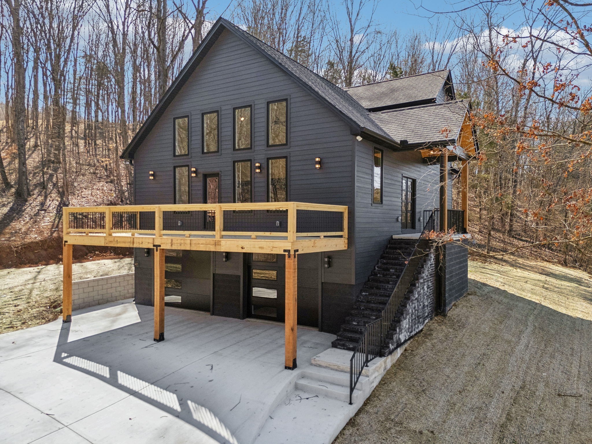 1440 Shoreside Dr Property Photo 1