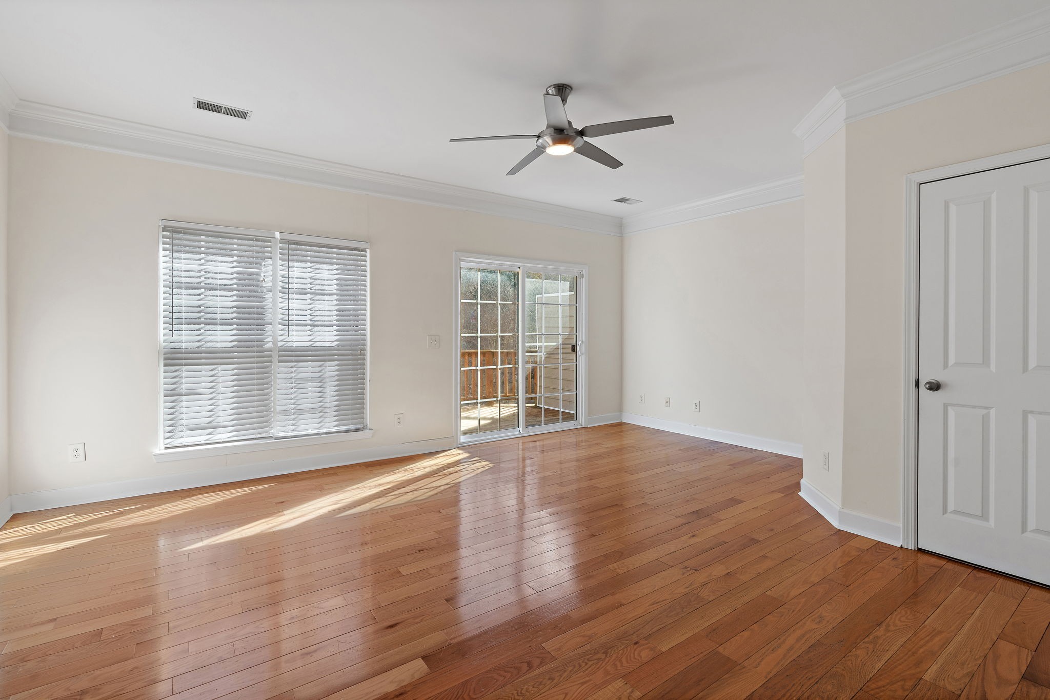 8644 Gauphin Pl Property Photo 1