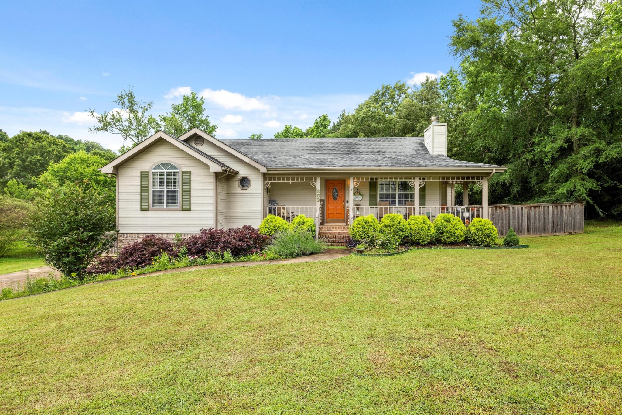 203 Spring Valley Lane Property Photo 1