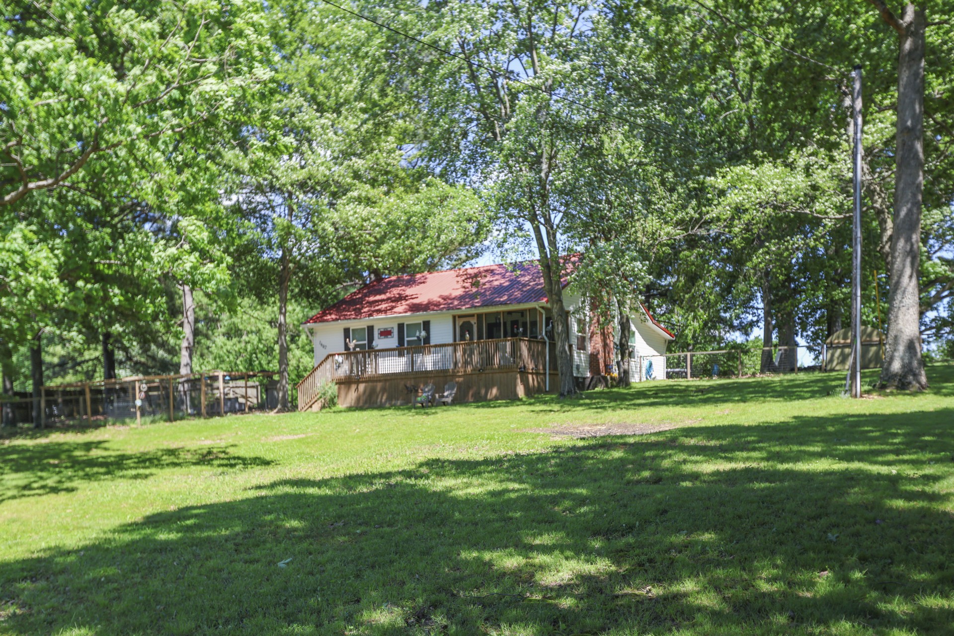 1602 Pleasant Grove Rd Property Photo 1