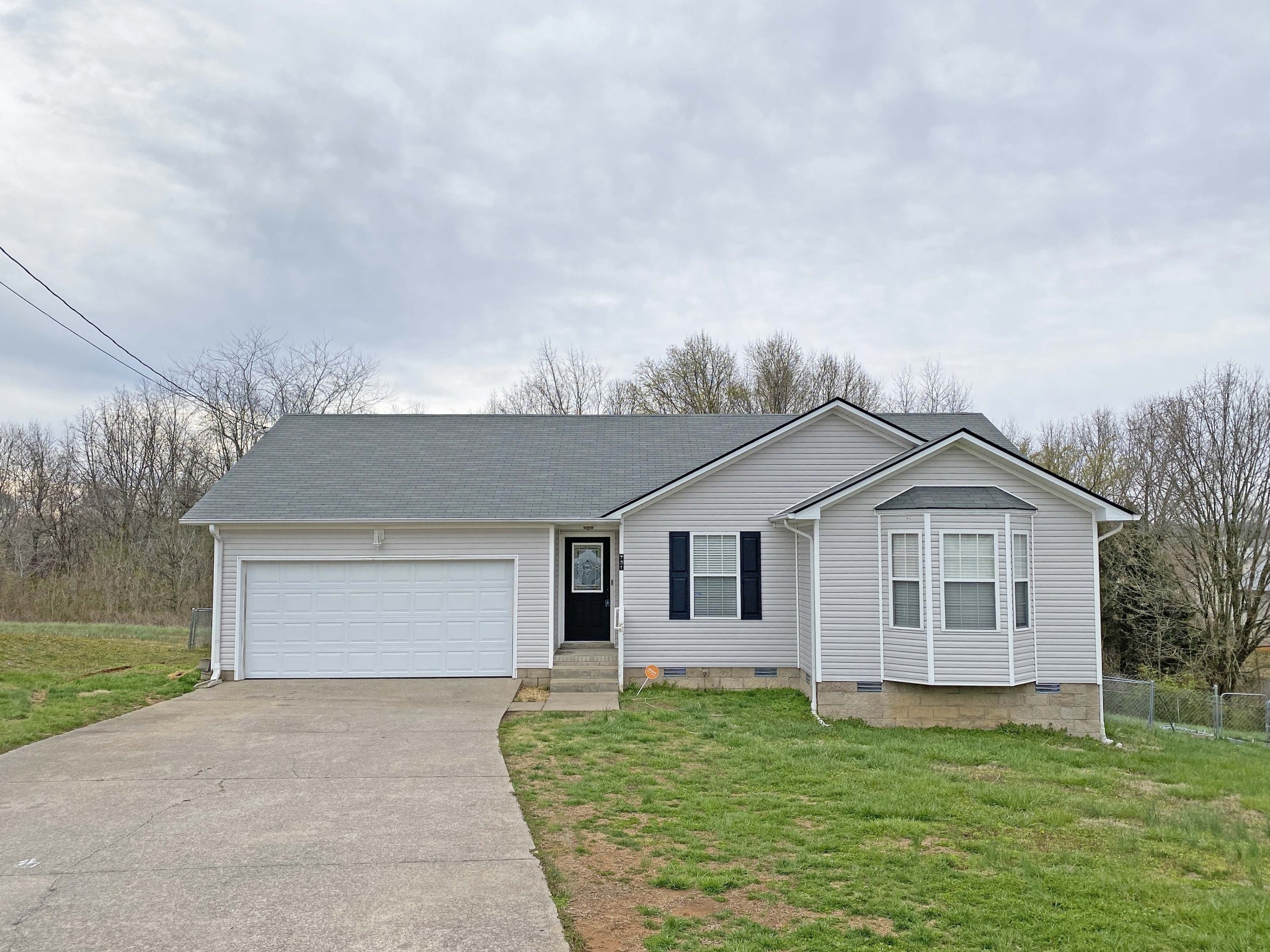 731 Shetland Dr Property Photo 1