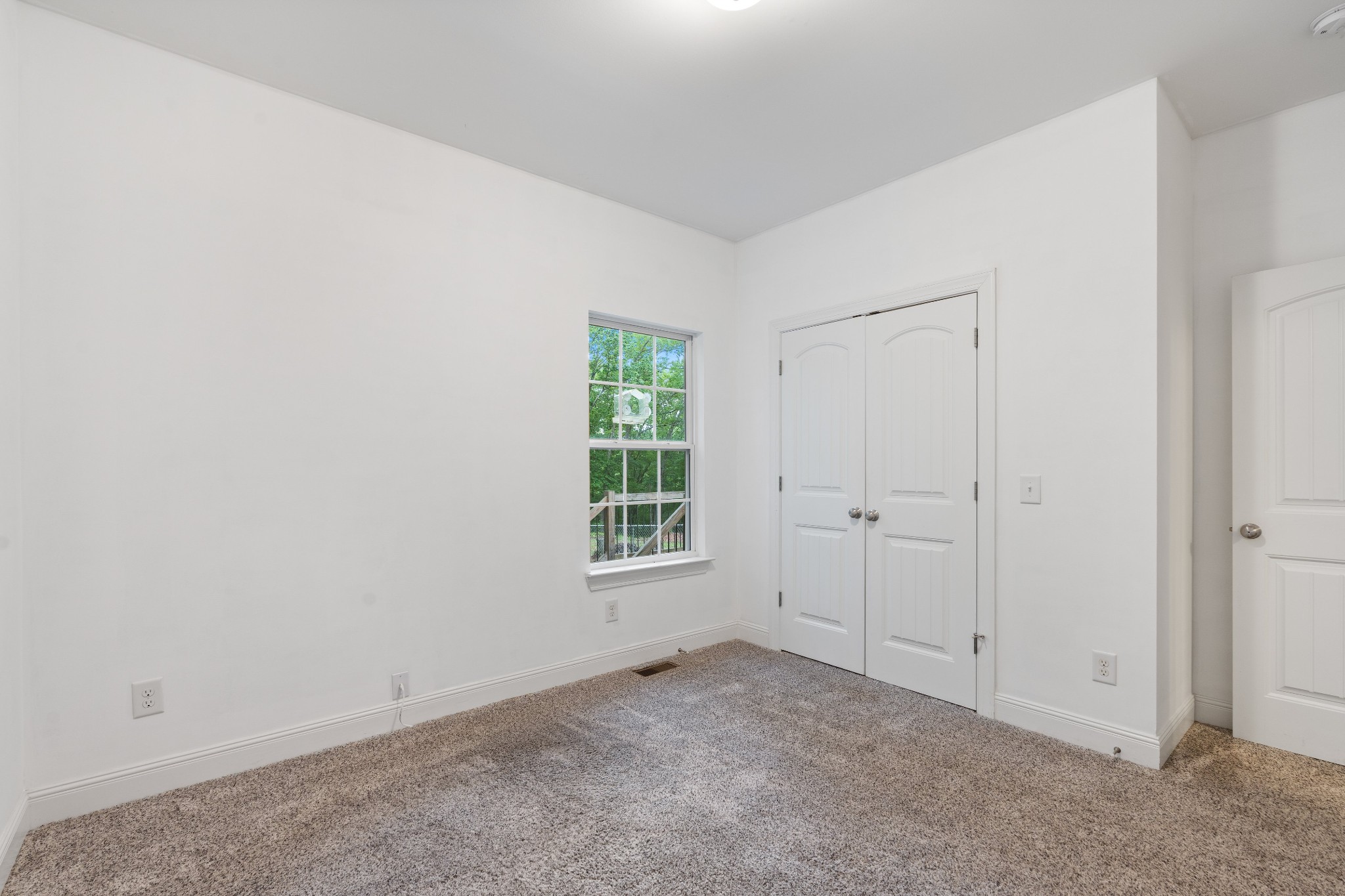 190 Twin Ct Property Photo 19