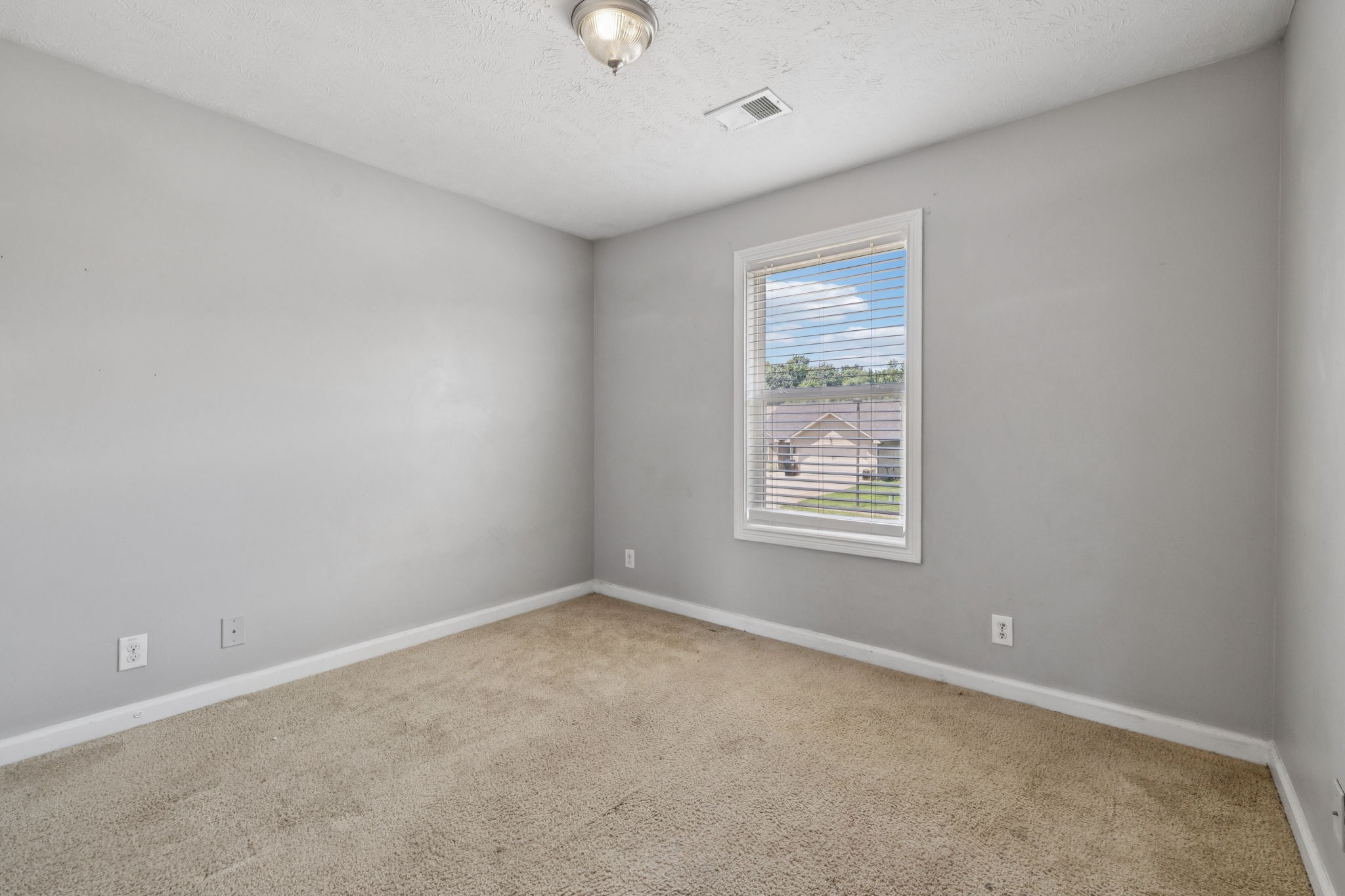1284 Freedom Dr Property Photo 15