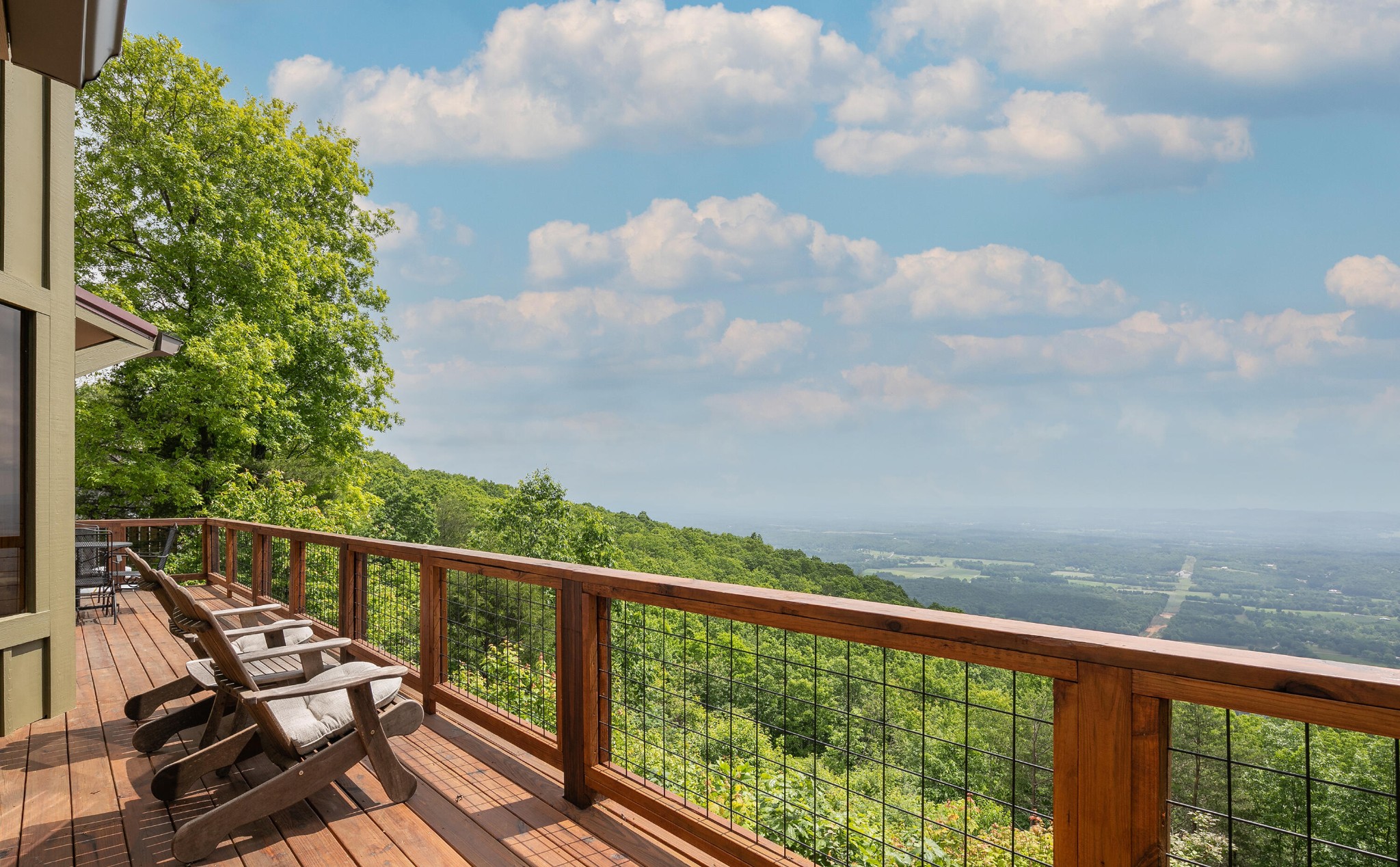 572 Rock Bluff Road Property Photo 1