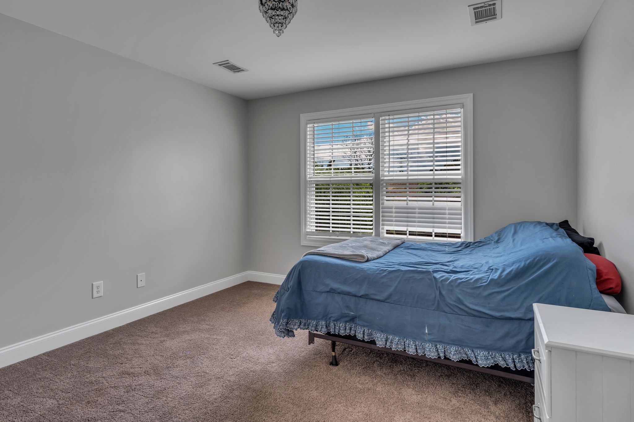201 Abbey Rd Property Photo 28