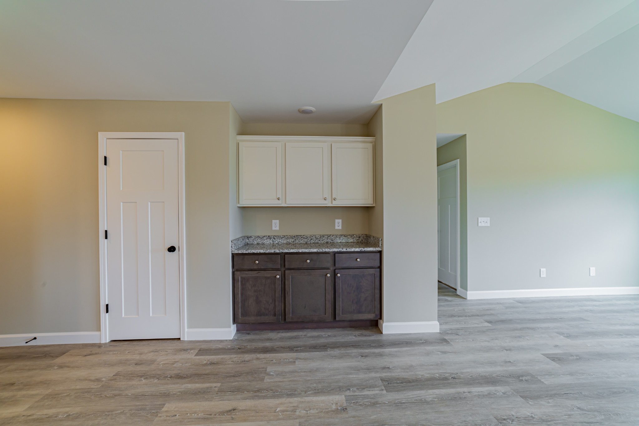 343 Jean Dr Property Photo 13