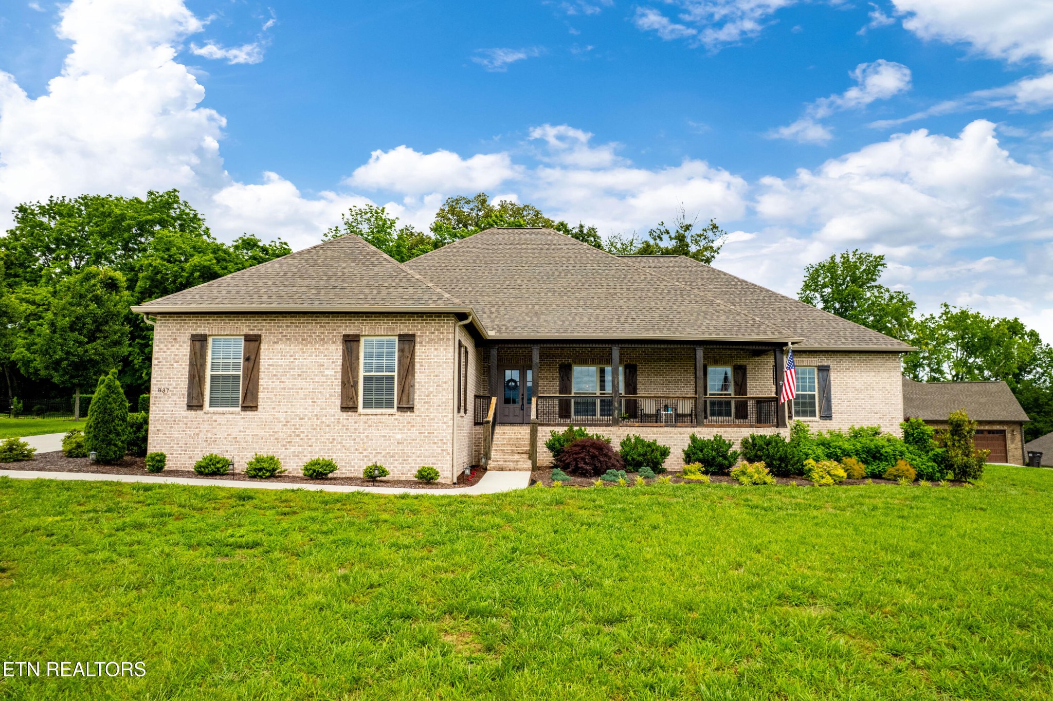 837 Majestic Mountains Blvd Property Photo 1