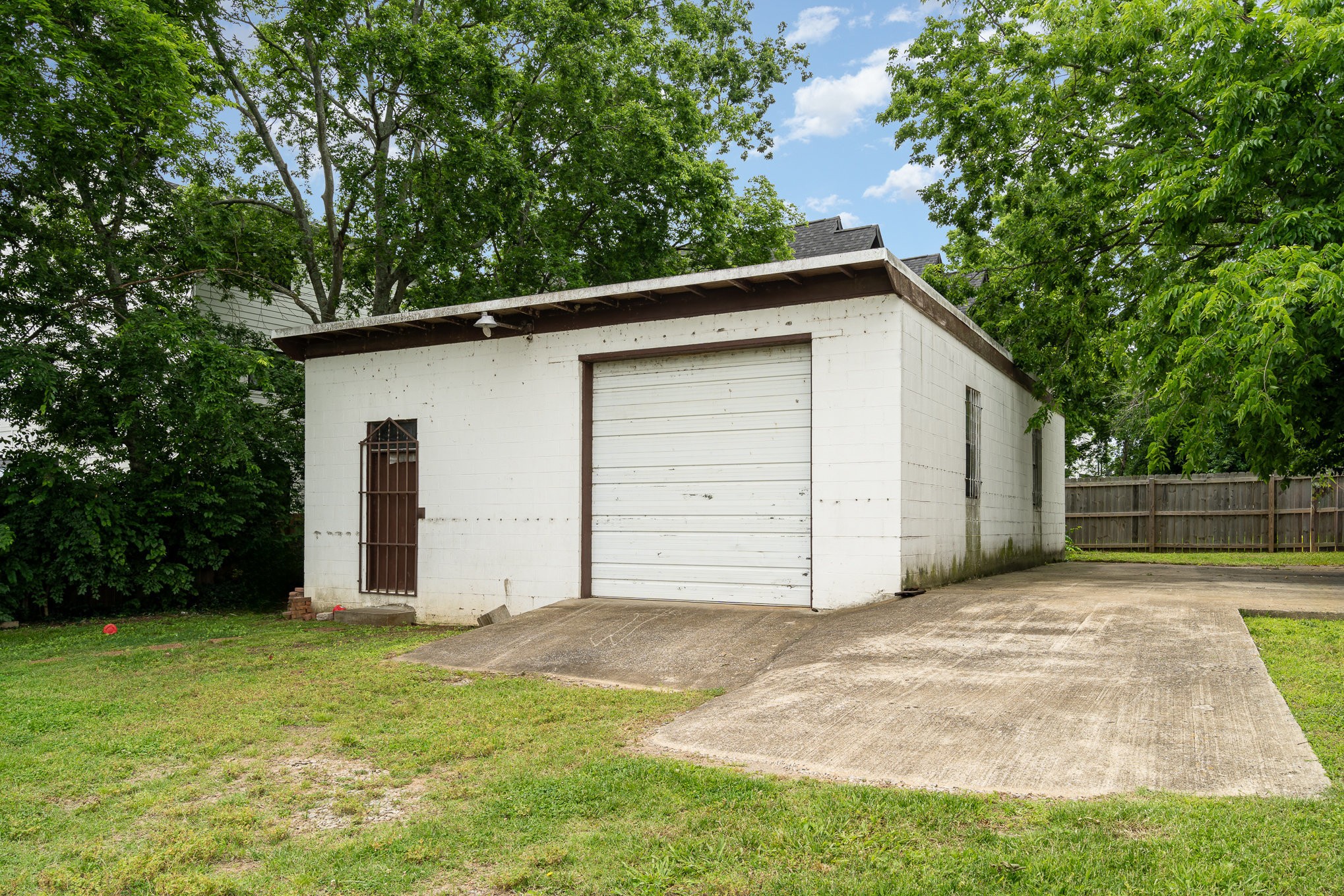 942 Youngs Ln Property Photo 26
