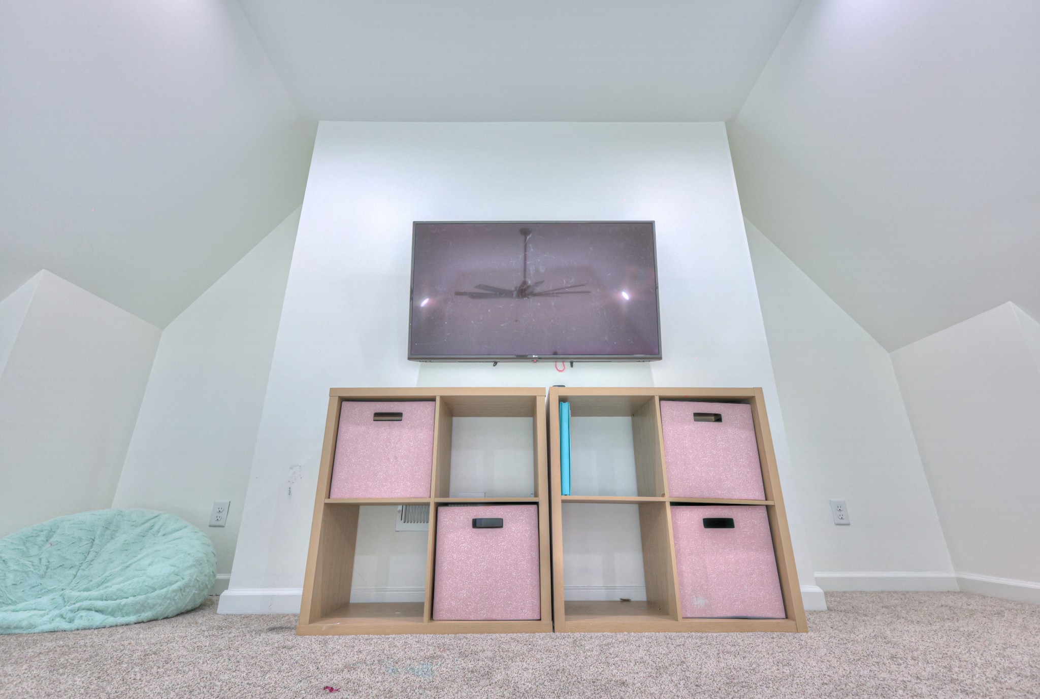 1021 Julian Way Property Photo 68