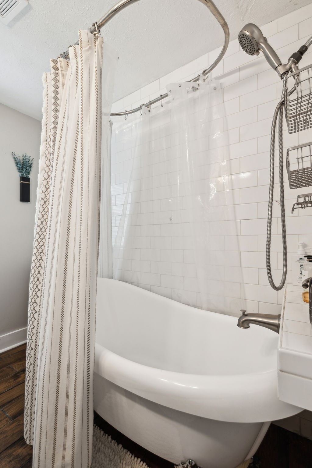 2104 Buchanan St Property Photo 36
