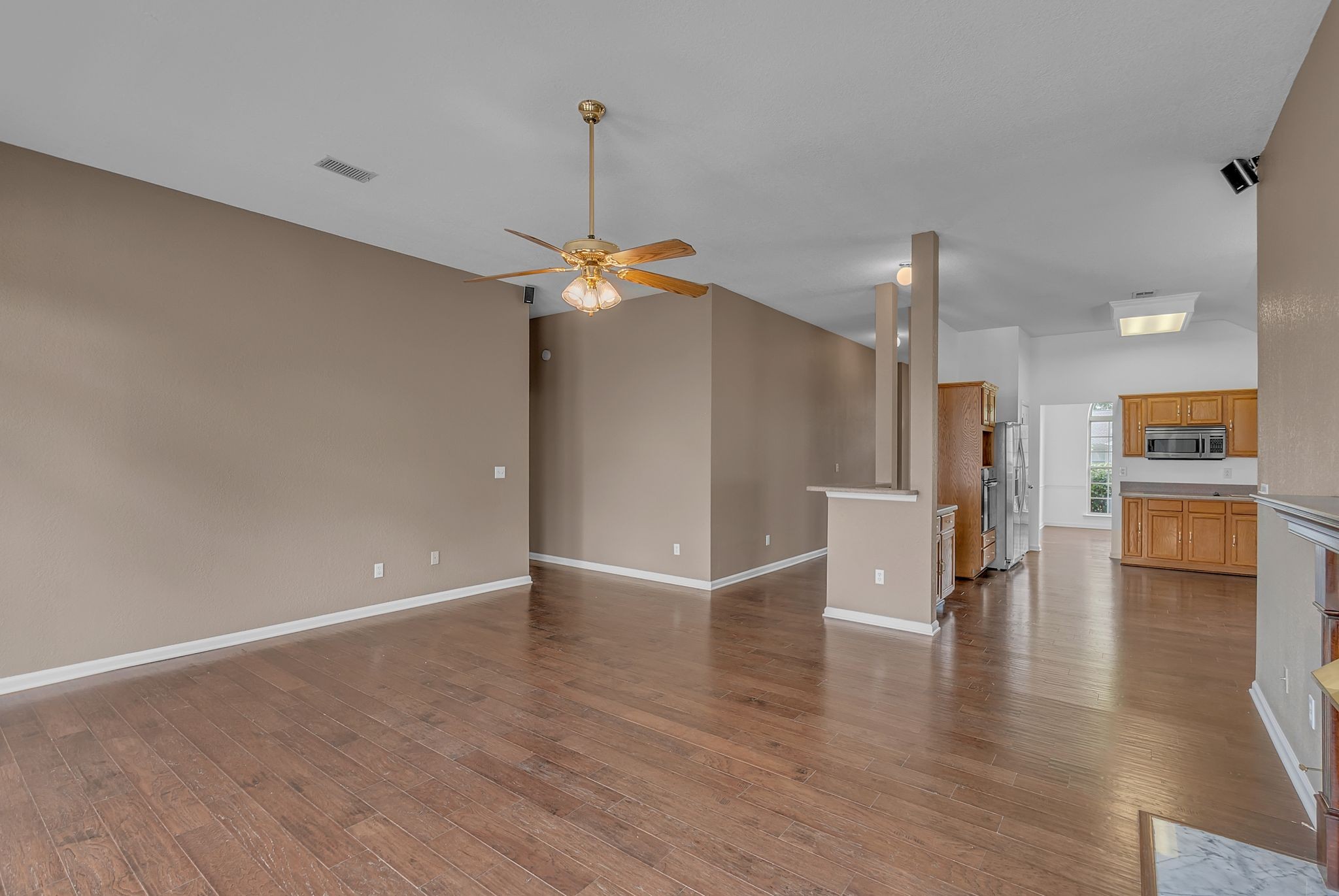 2240 Joann Dr Property Photo 11