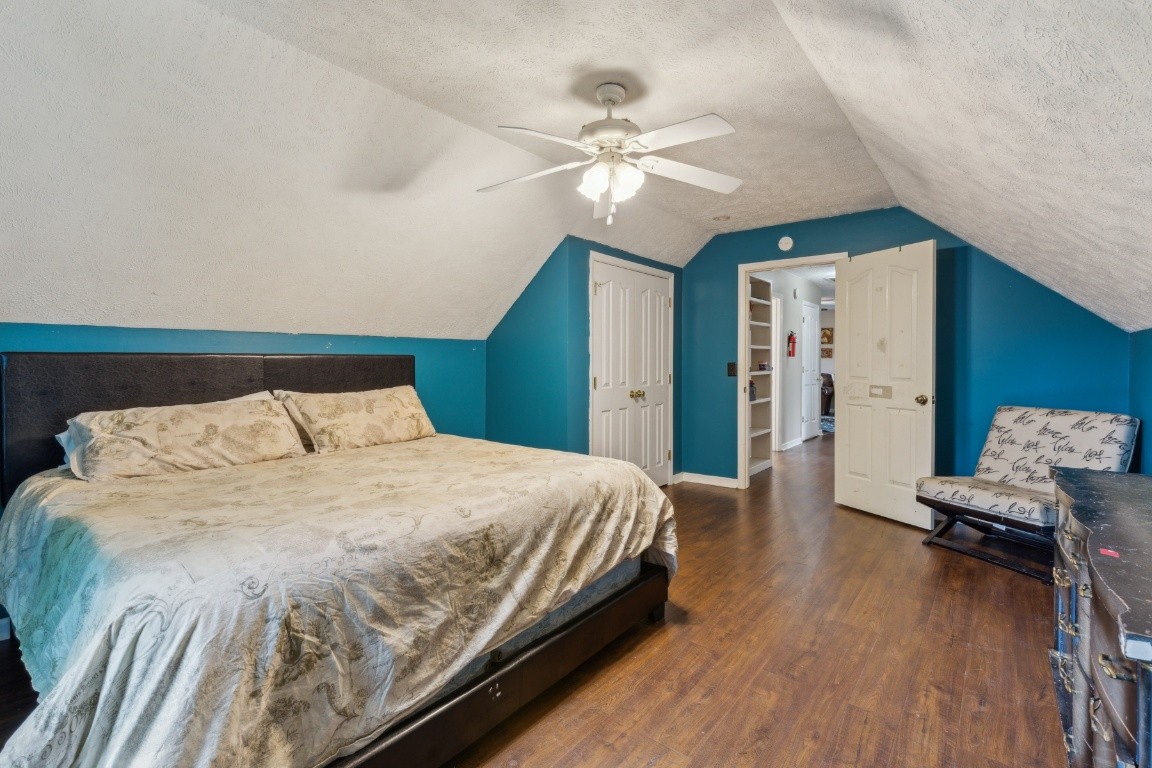 3130 Valley Bend Rd Property Photo 30